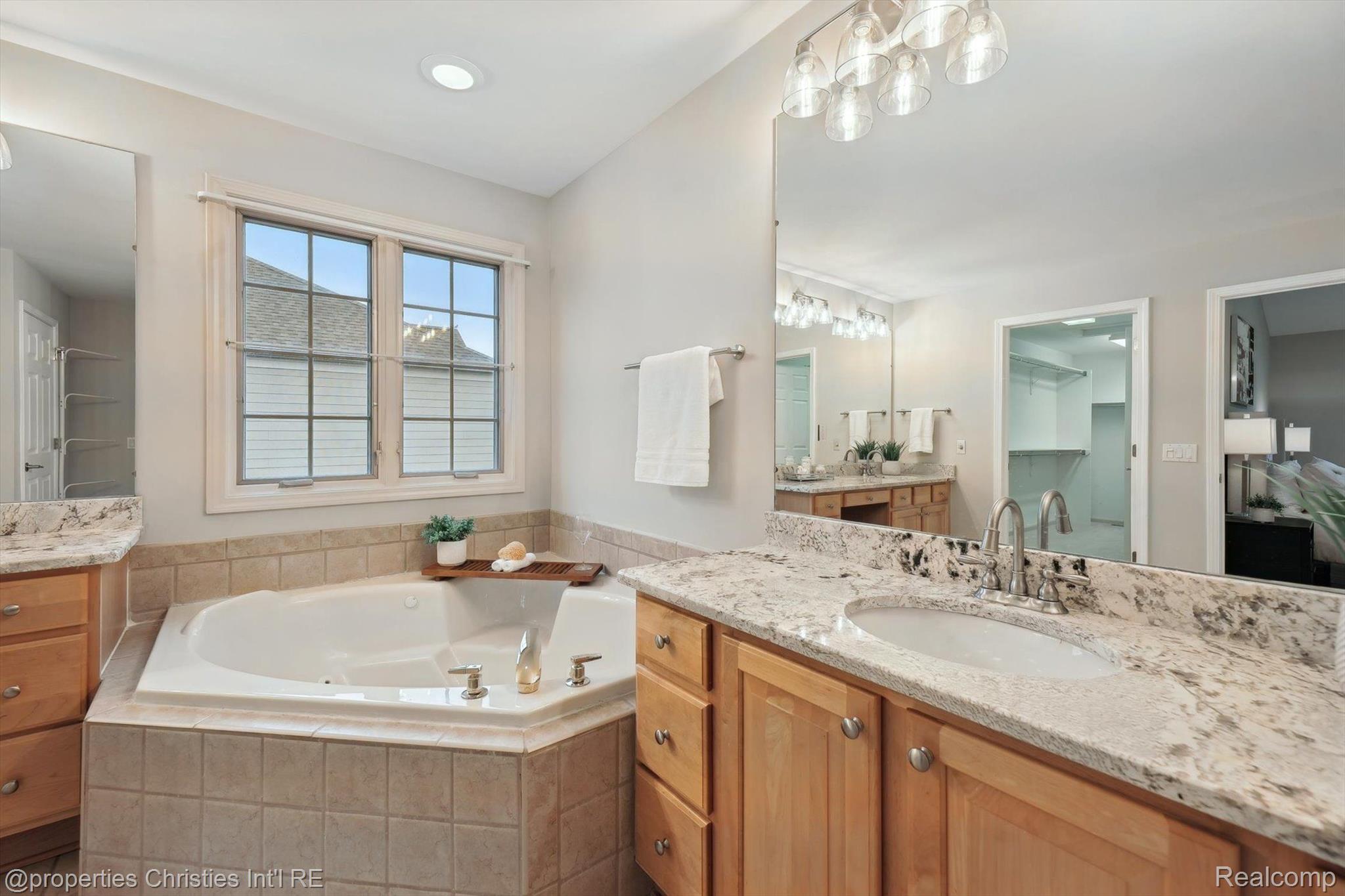 45055 WALNUT RIDGE