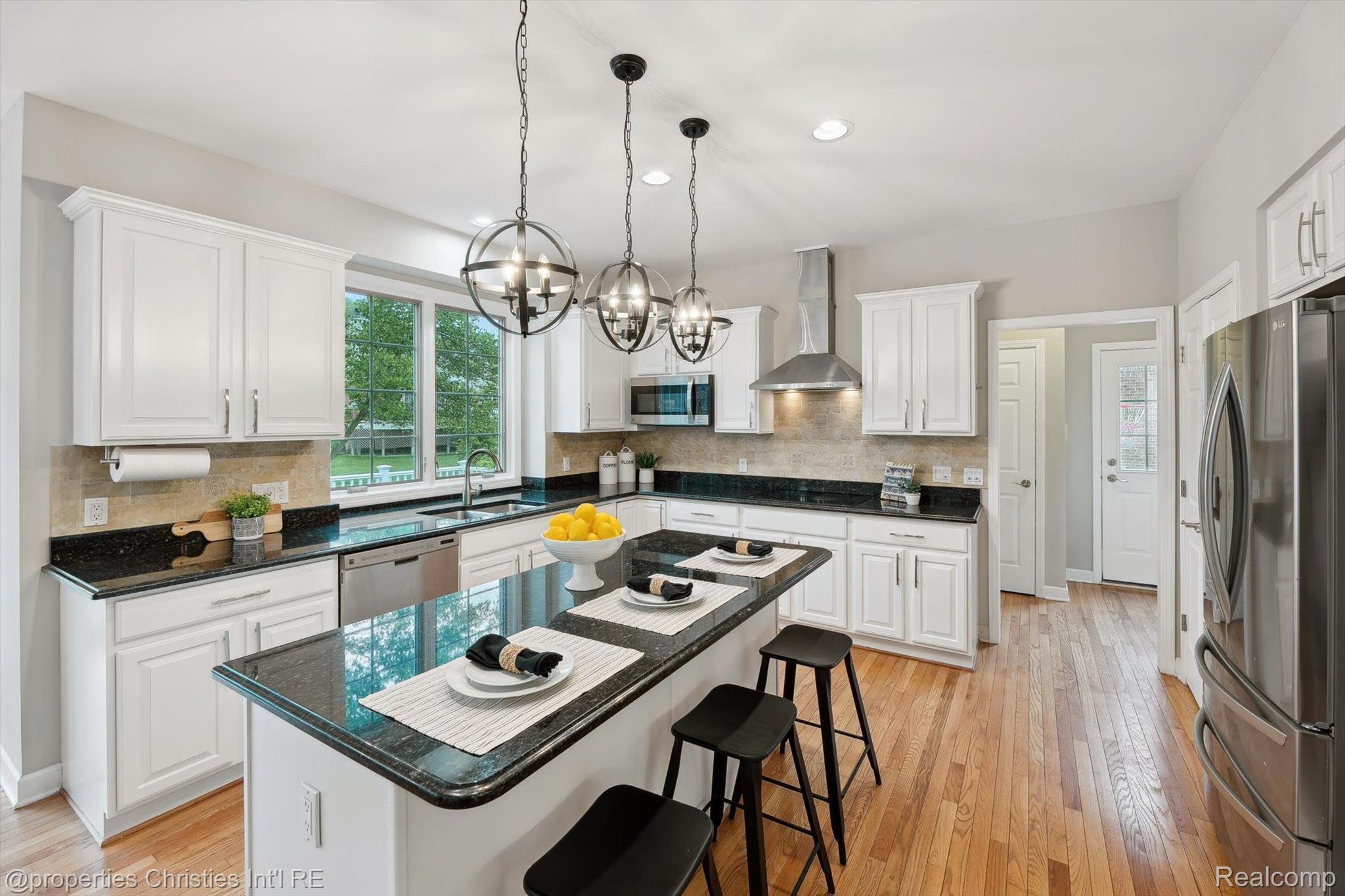 45055 WALNUT RIDGE
