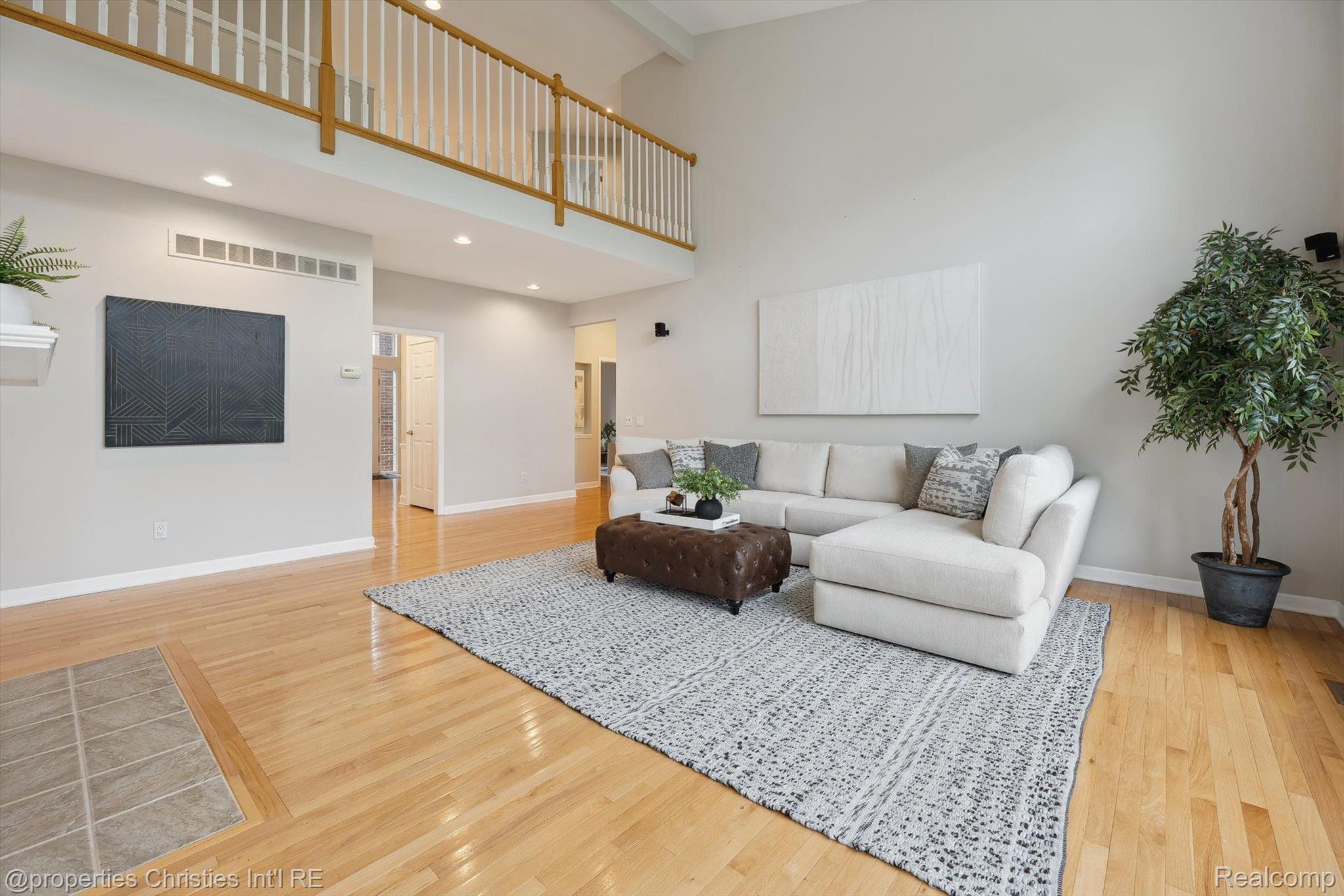 45055 WALNUT RIDGE