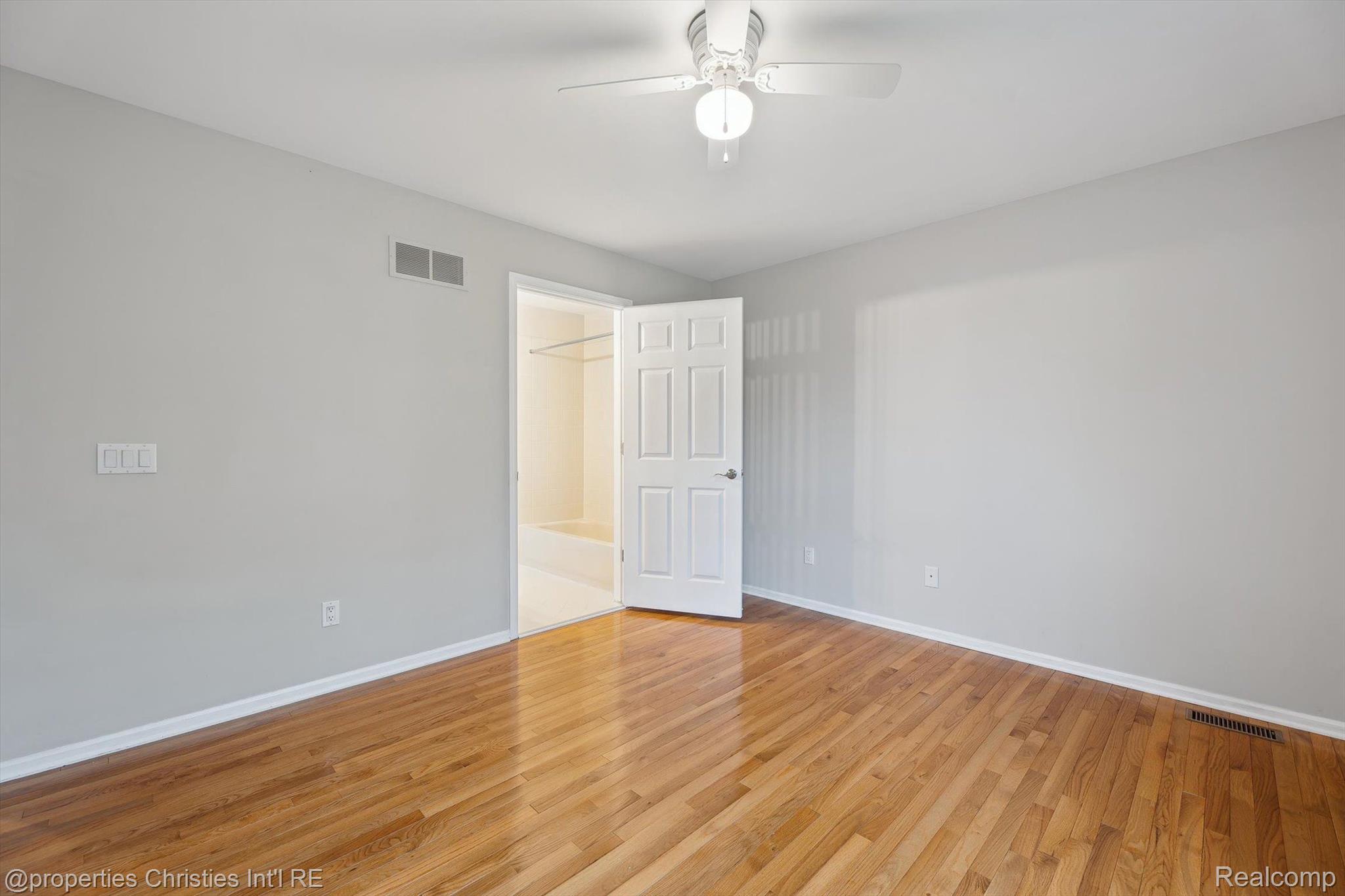 45055 WALNUT RIDGE