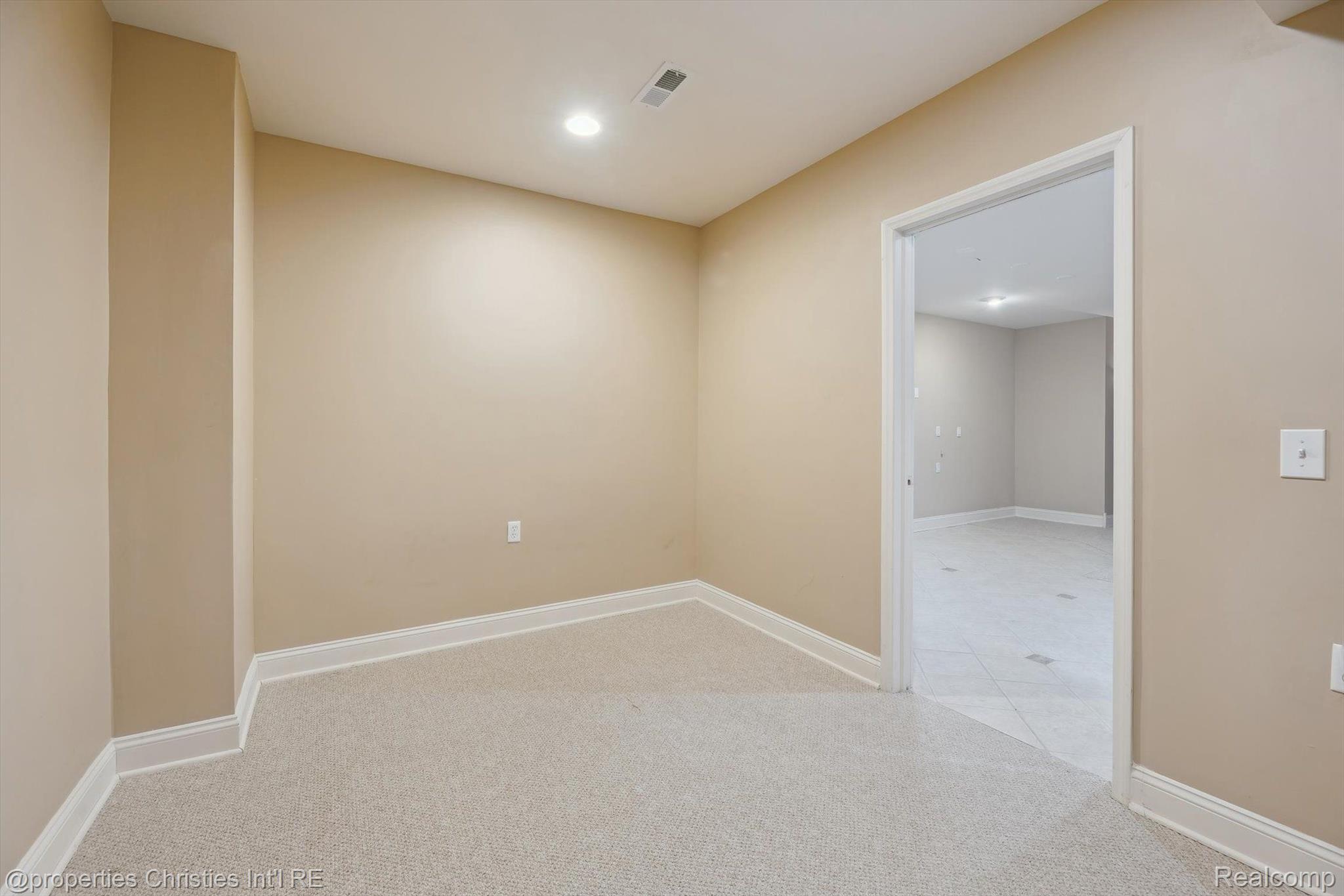 45055 WALNUT RIDGE