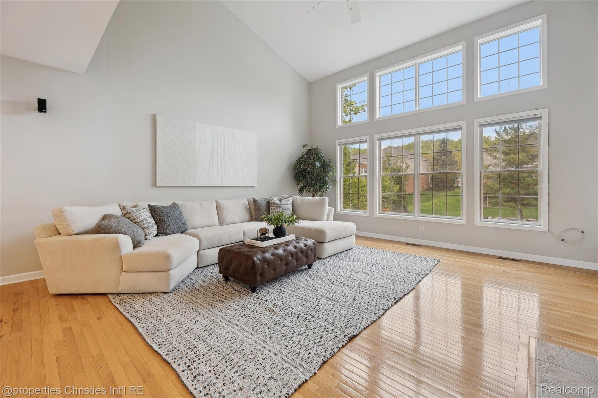 45055 WALNUT RIDGE