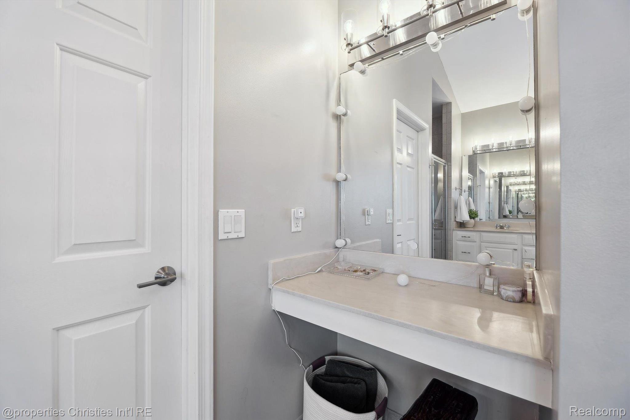 45933 TOURNAMENT Drive