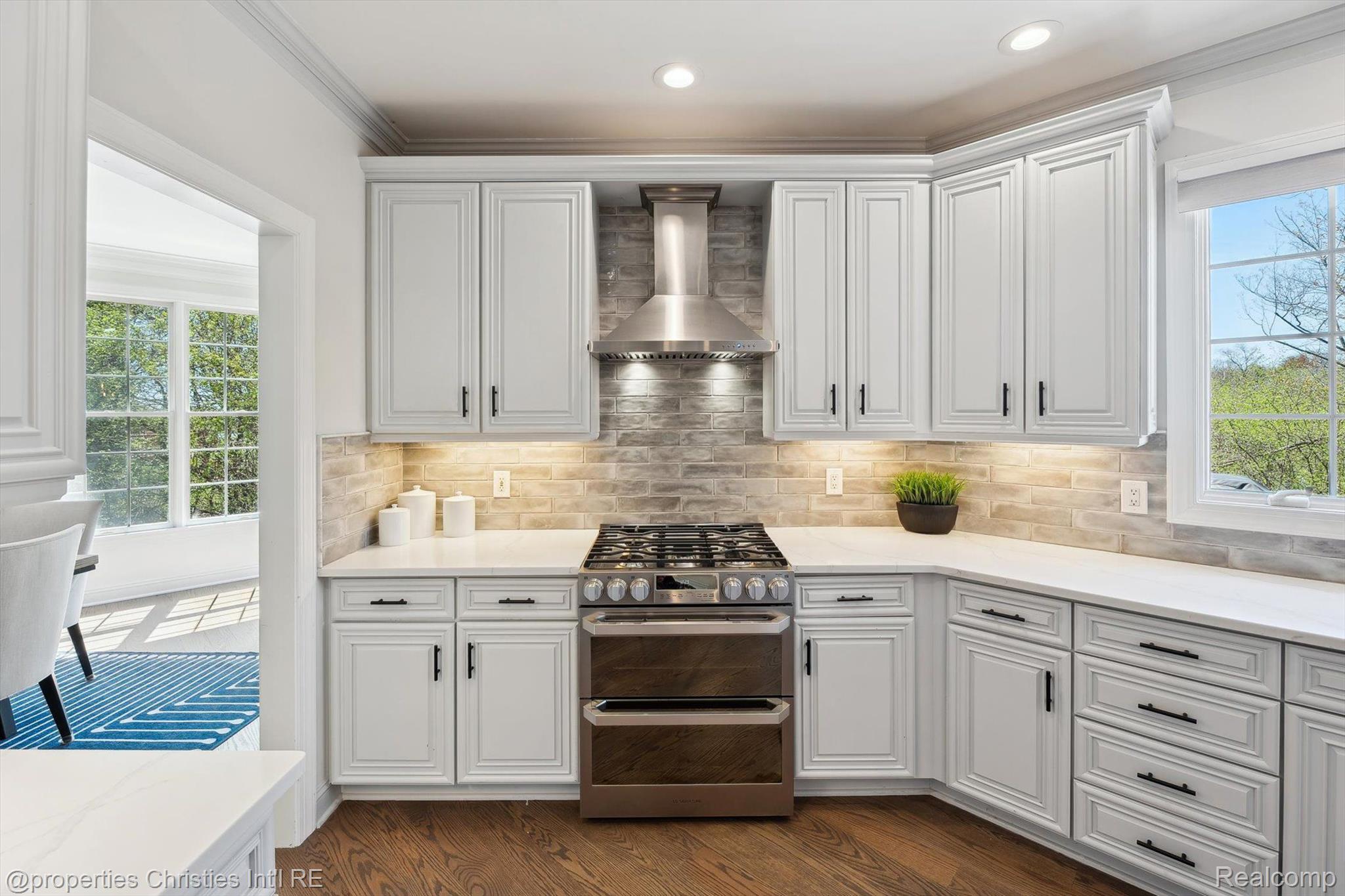 45933 TOURNAMENT Drive