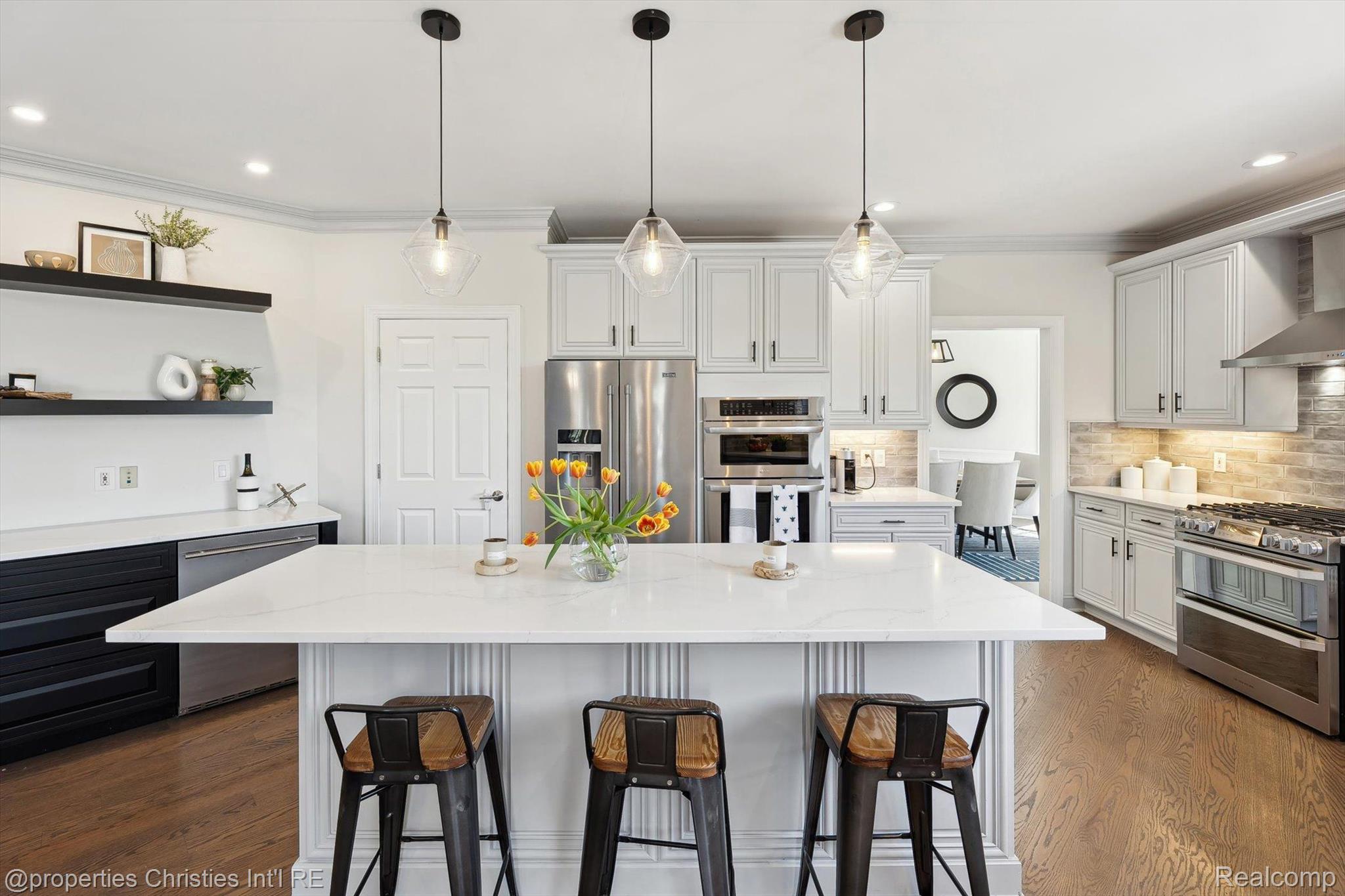 45933 TOURNAMENT Drive