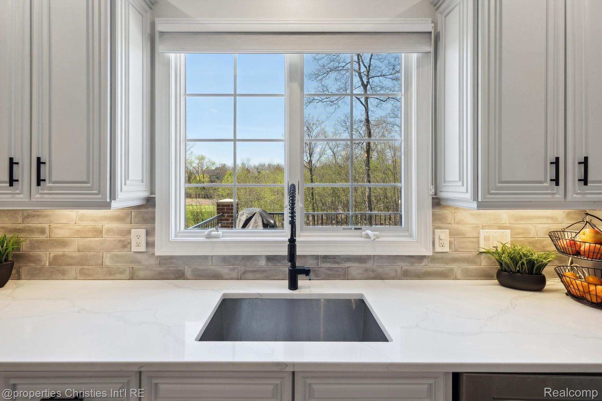 45933 TOURNAMENT Drive