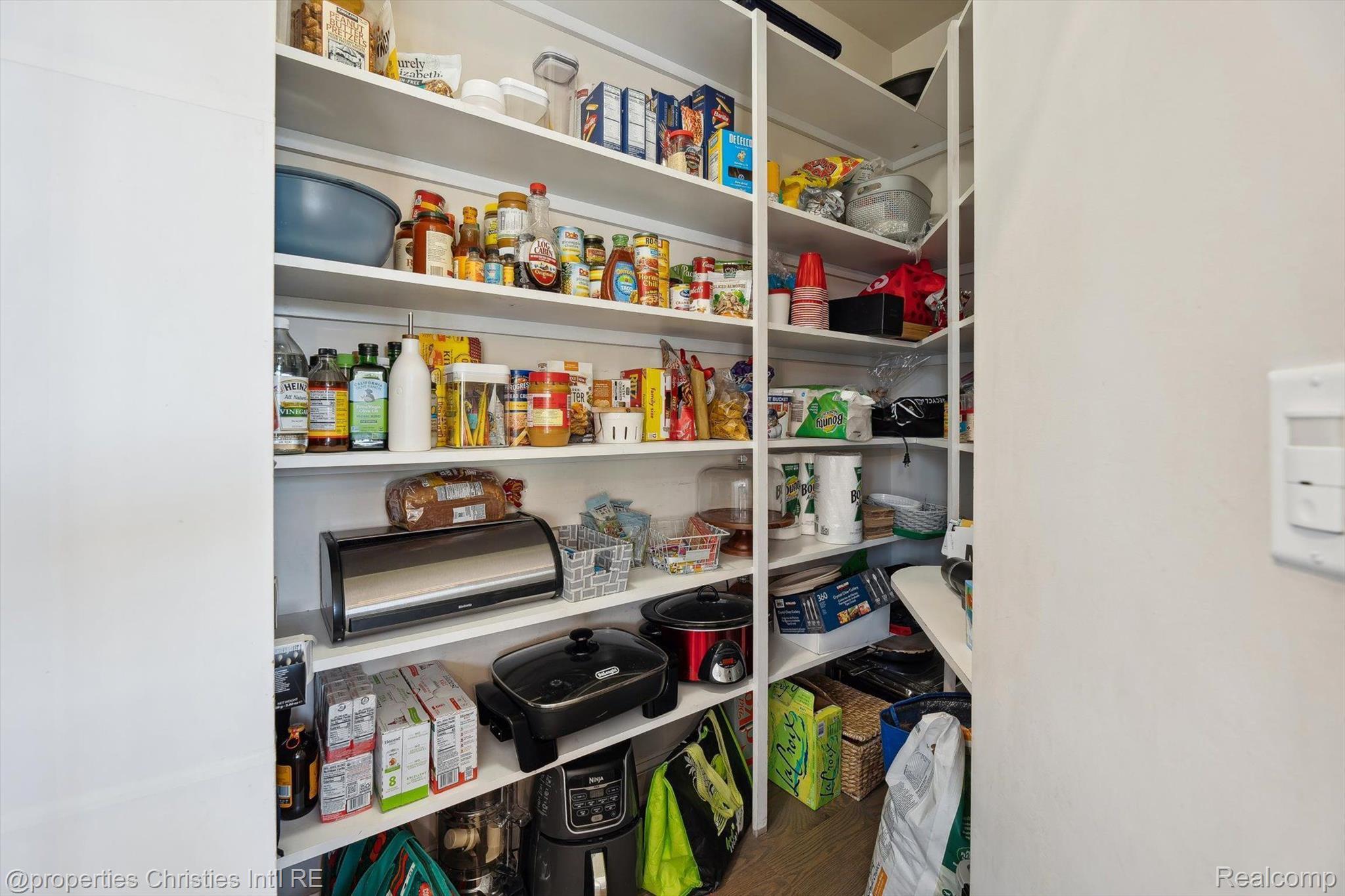 45933 TOURNAMENT Drive