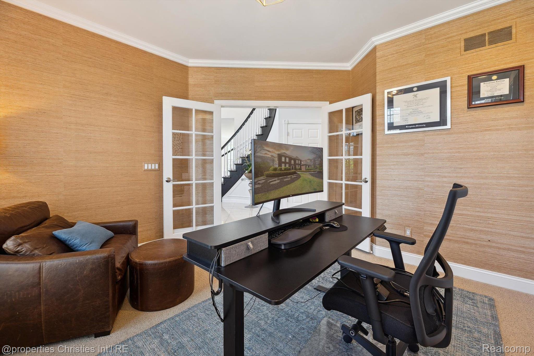 45933 TOURNAMENT Drive