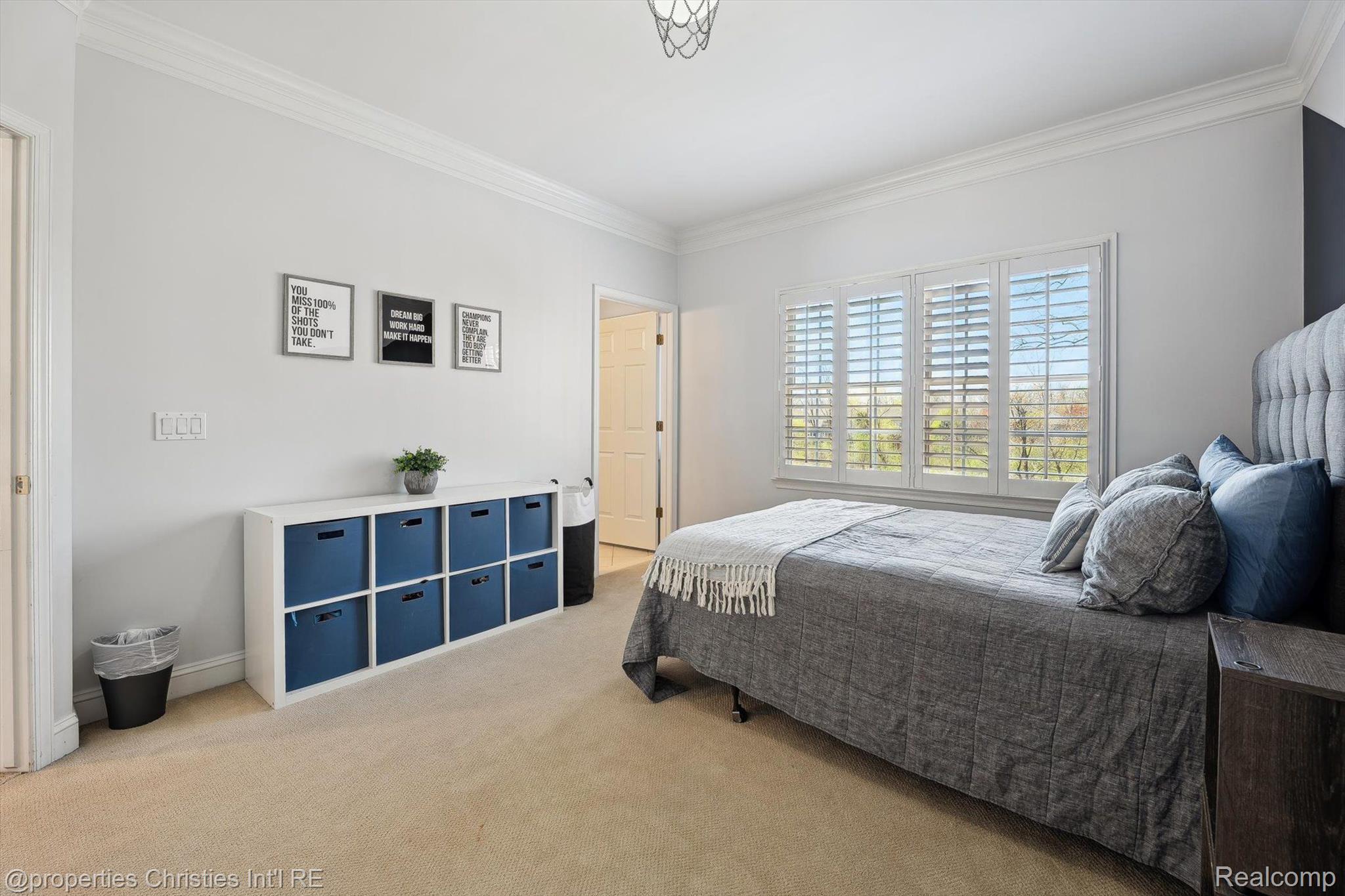 45933 TOURNAMENT Drive