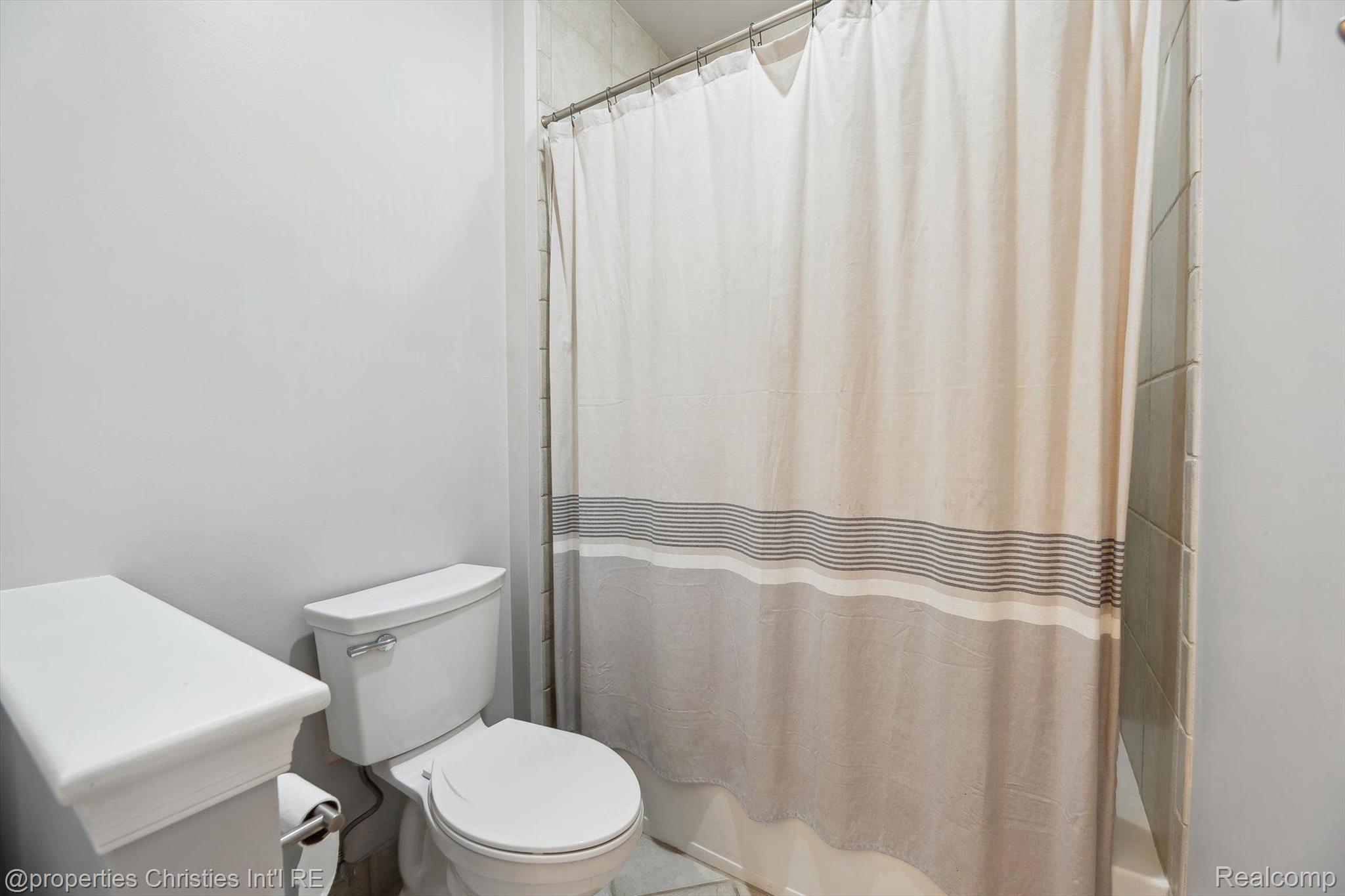 45933 TOURNAMENT Drive