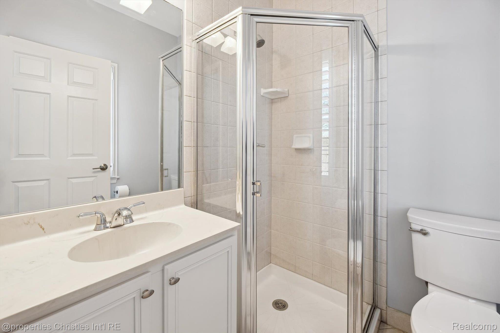 45933 TOURNAMENT Drive