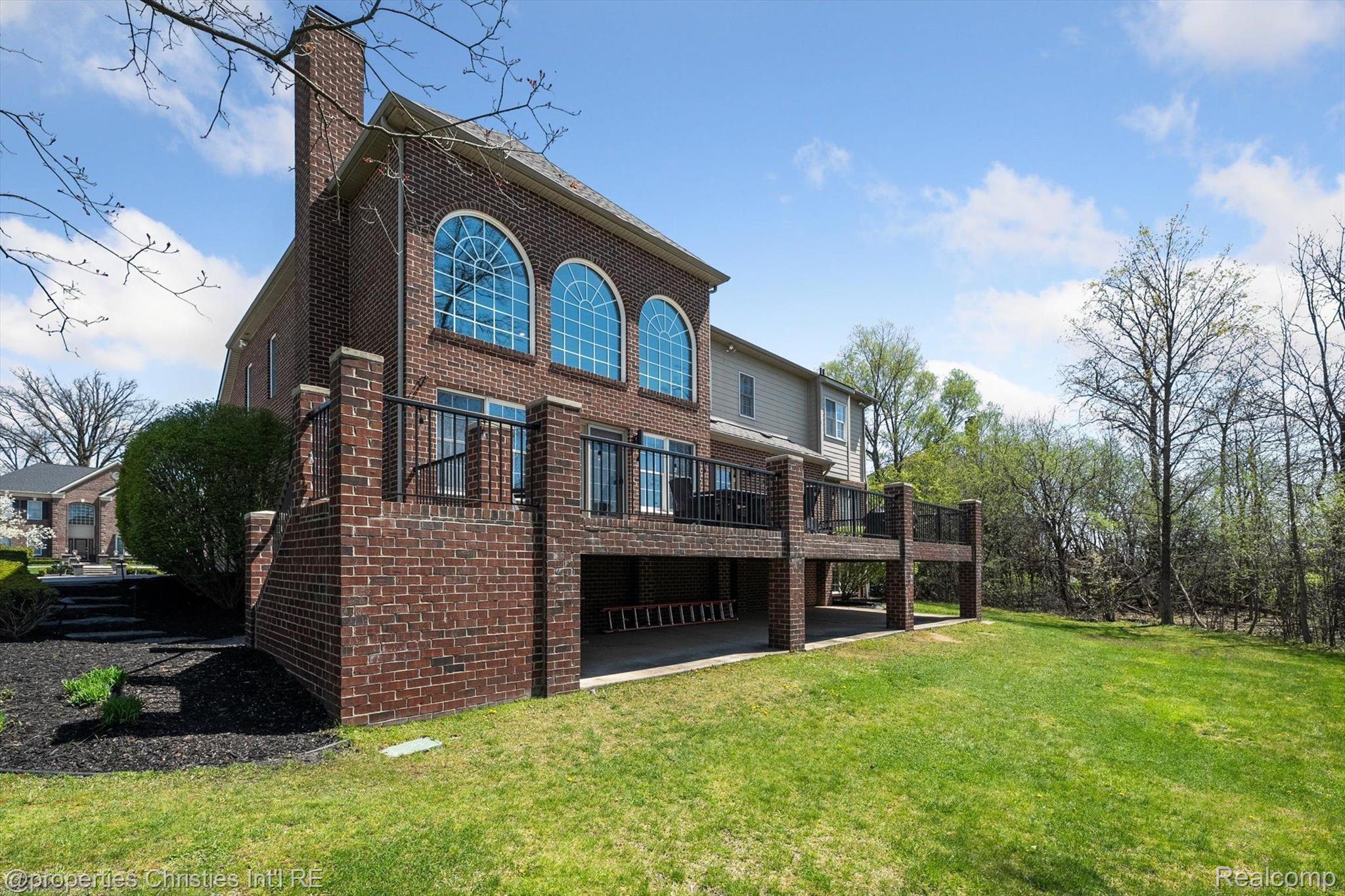 45933 TOURNAMENT Drive