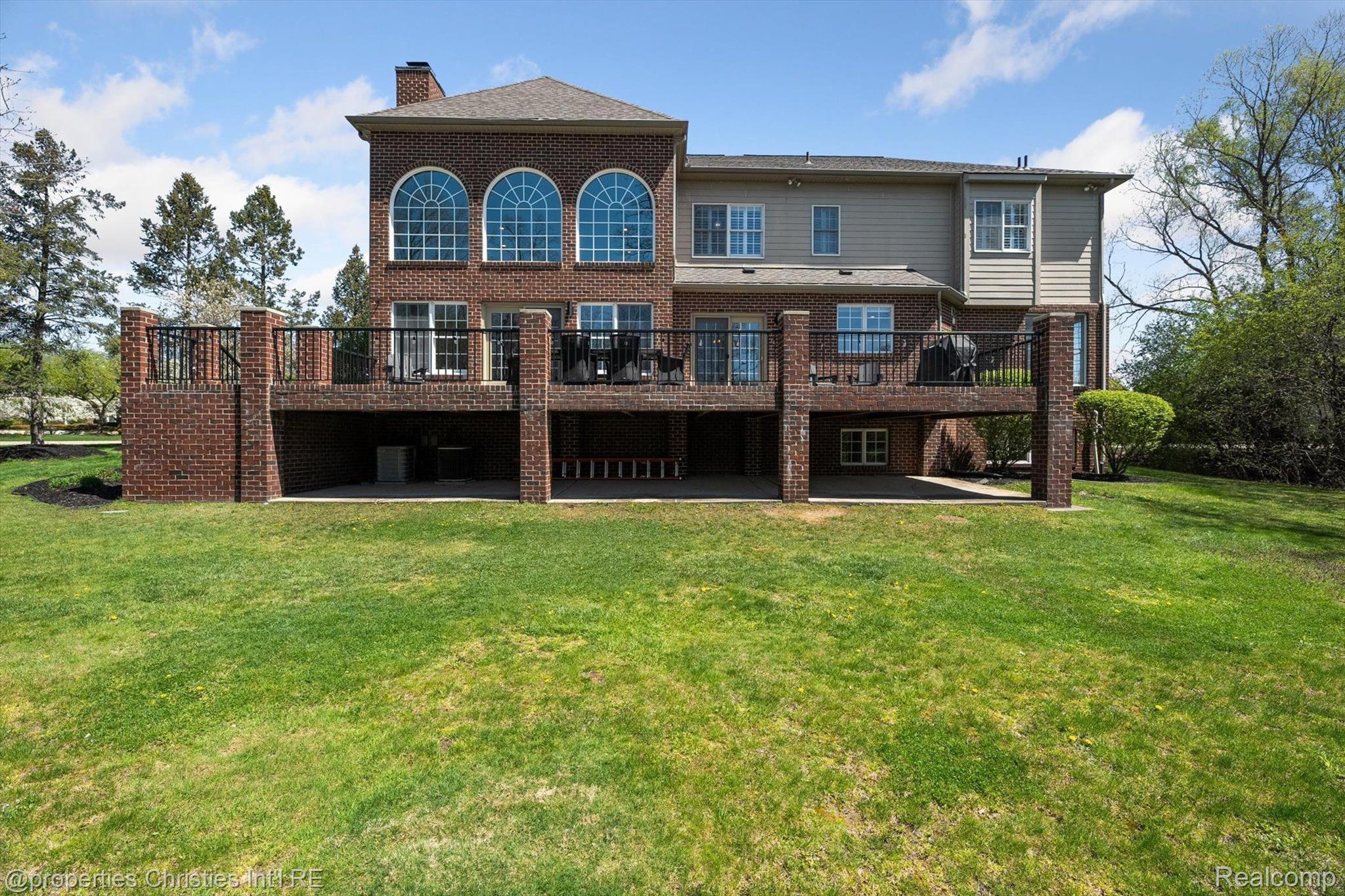 45933 TOURNAMENT Drive