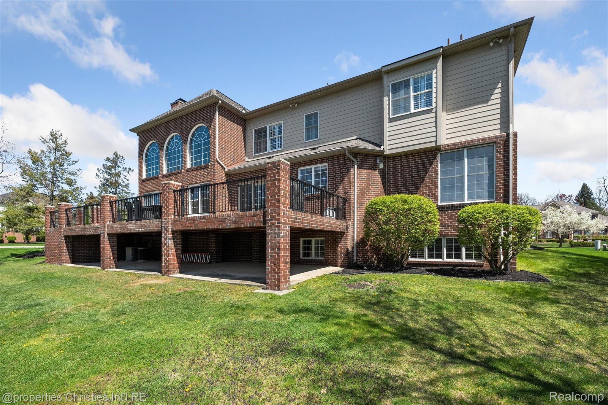 45933 TOURNAMENT Drive