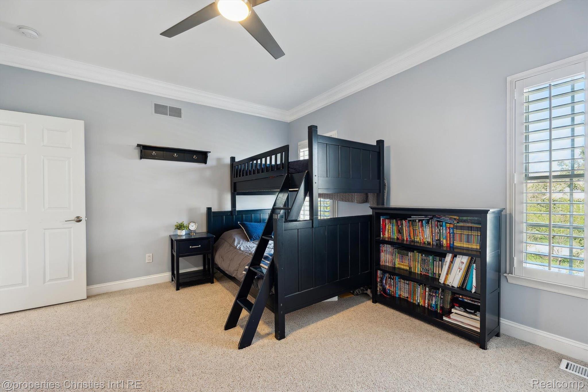 45933 TOURNAMENT Drive