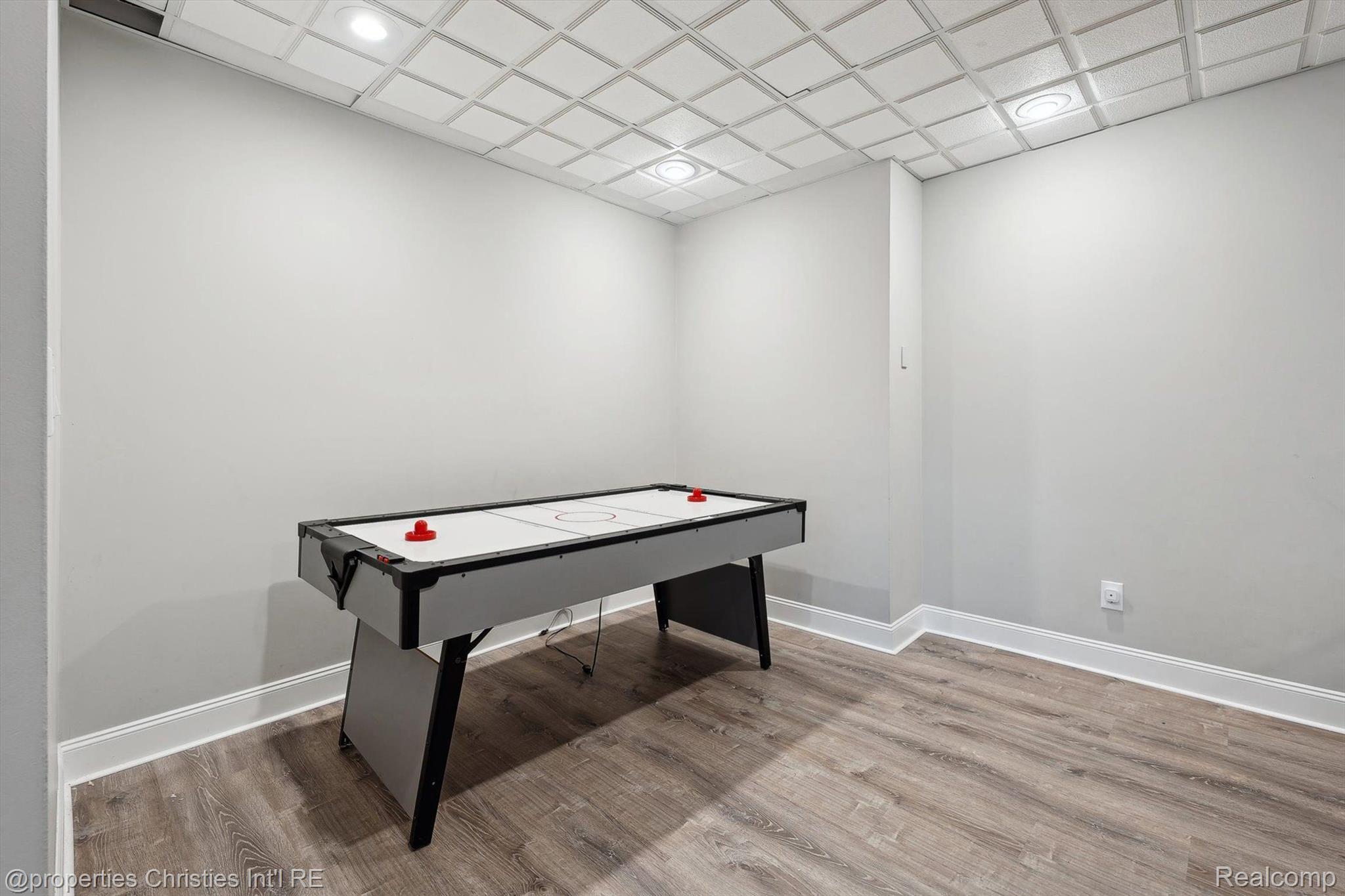 45933 TOURNAMENT Drive