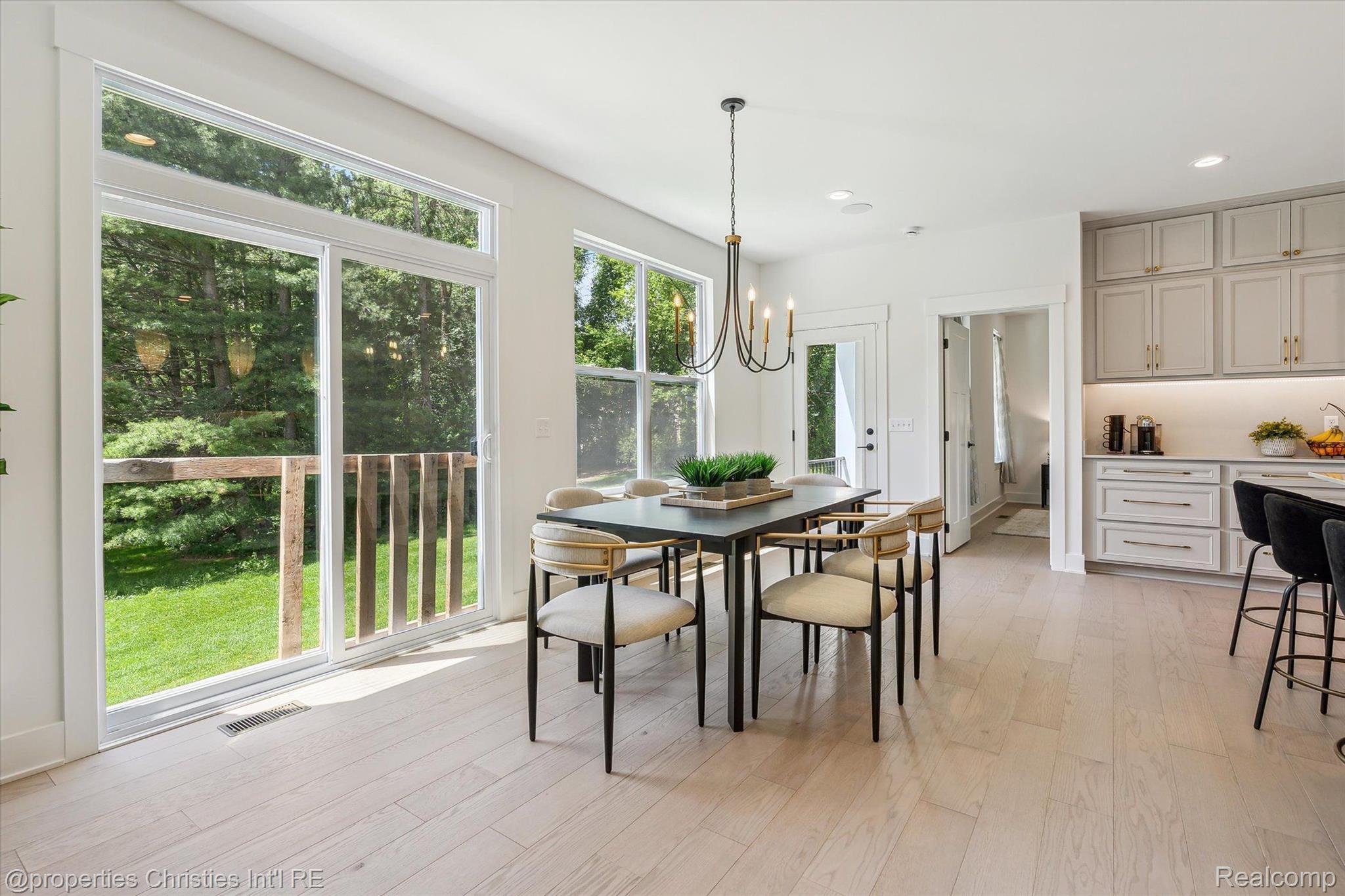 44444 THORNAPPLE Lane