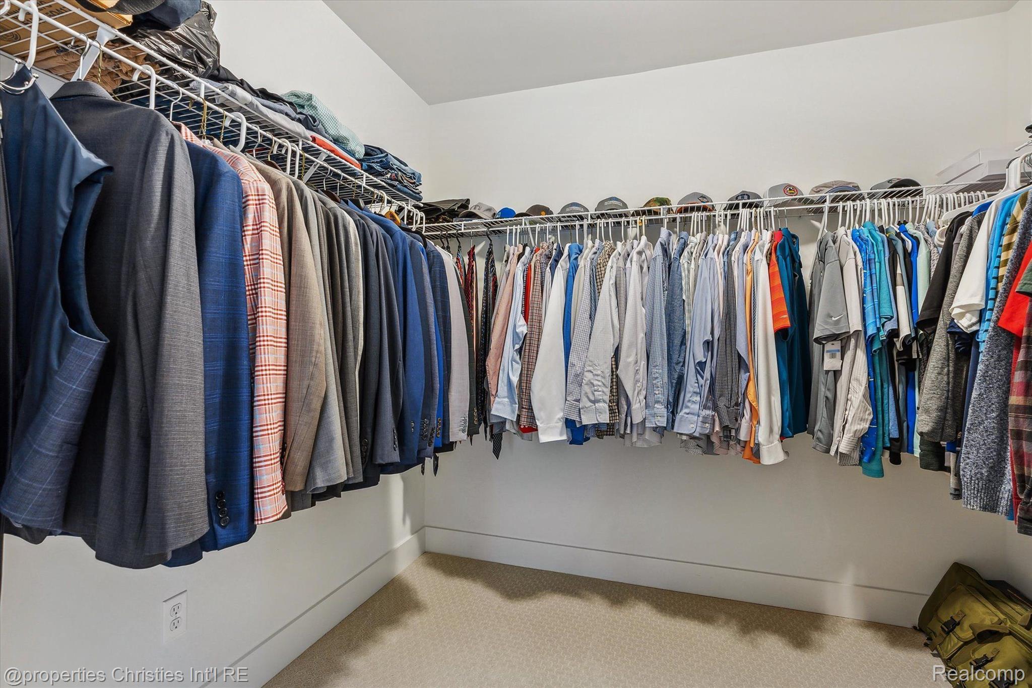 44444 THORNAPPLE Lane