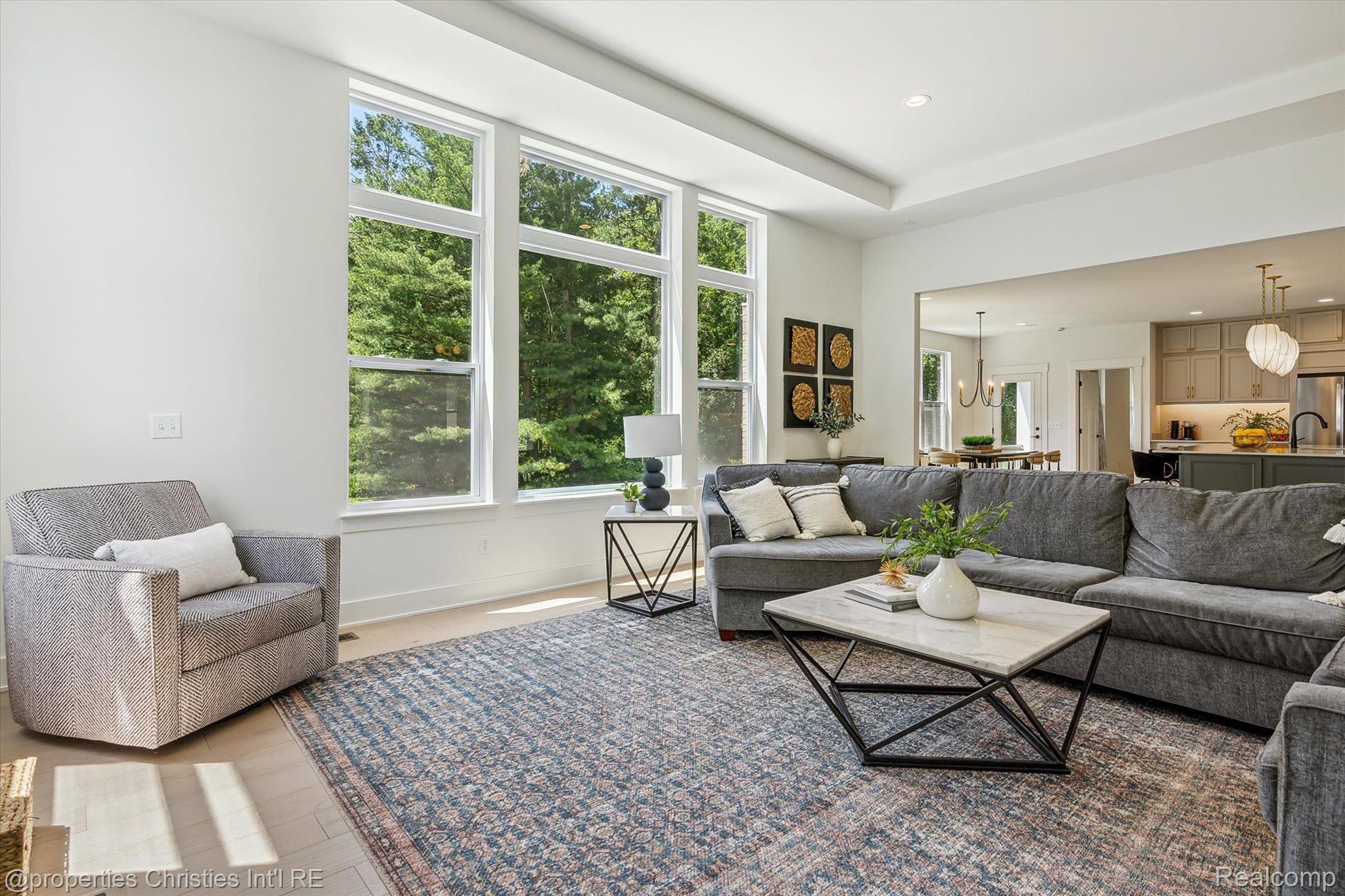 44444 THORNAPPLE Lane