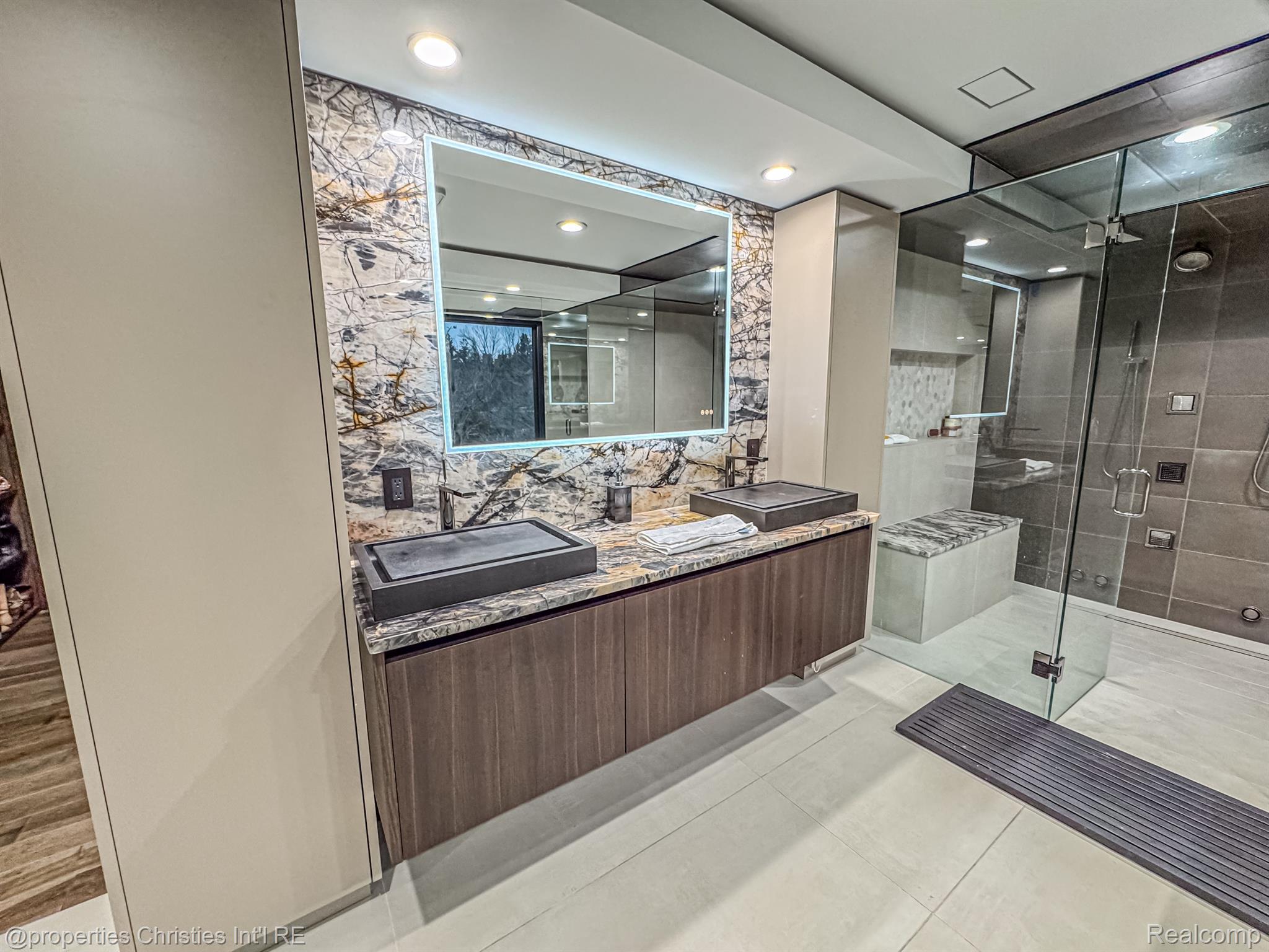 47490 BELLAGIO Drive