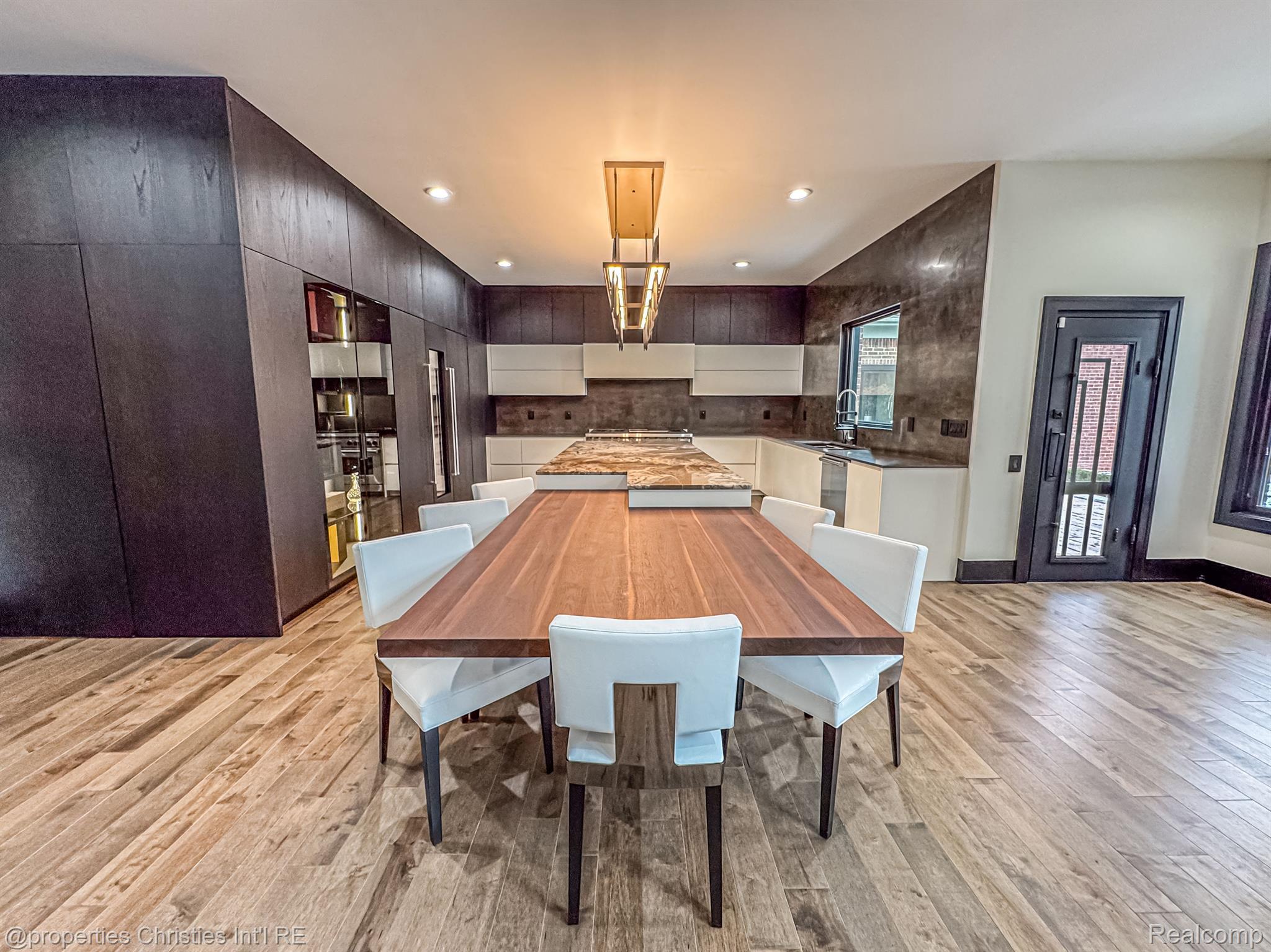 47490 BELLAGIO Drive