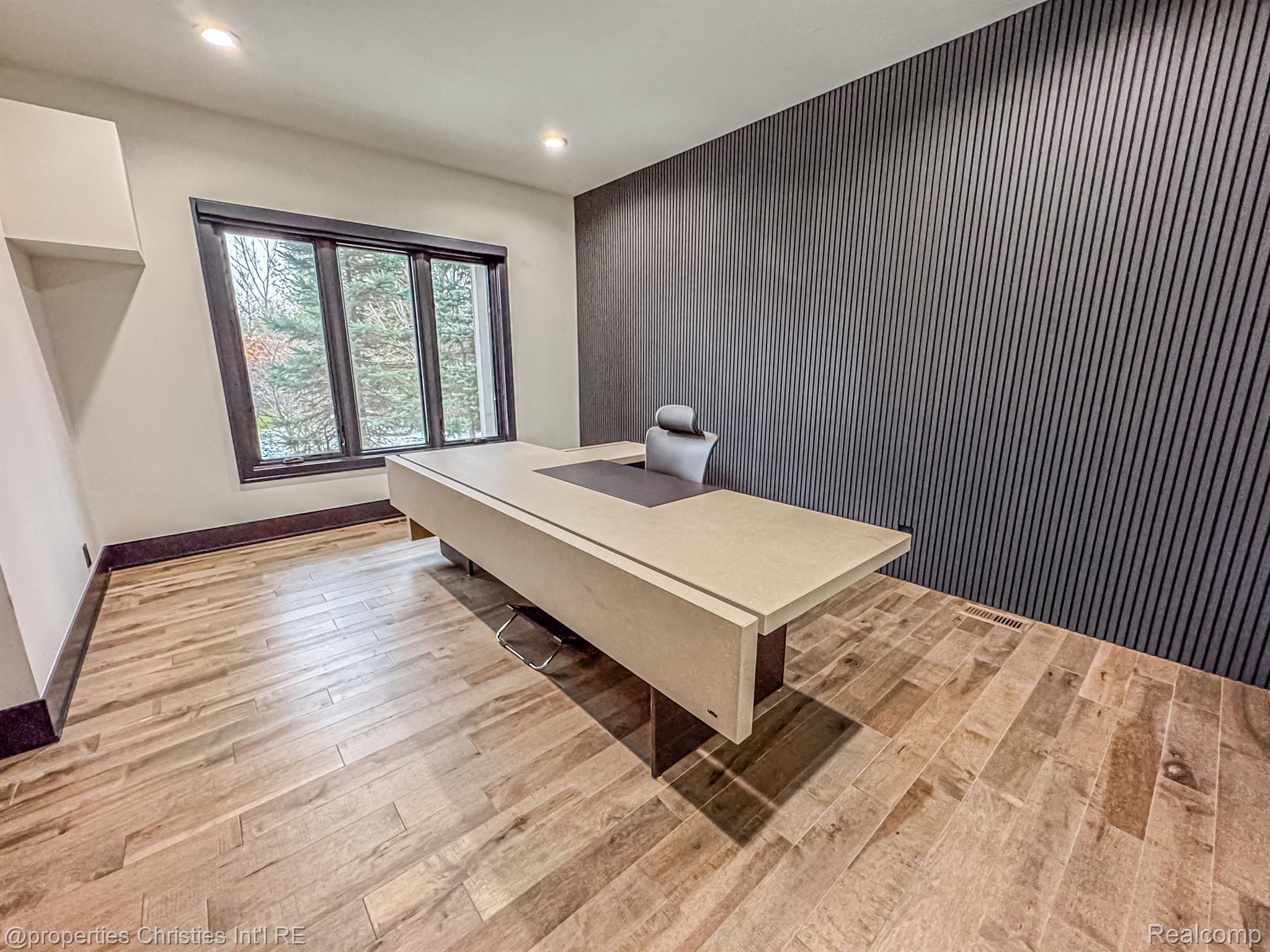 47490 BELLAGIO Drive