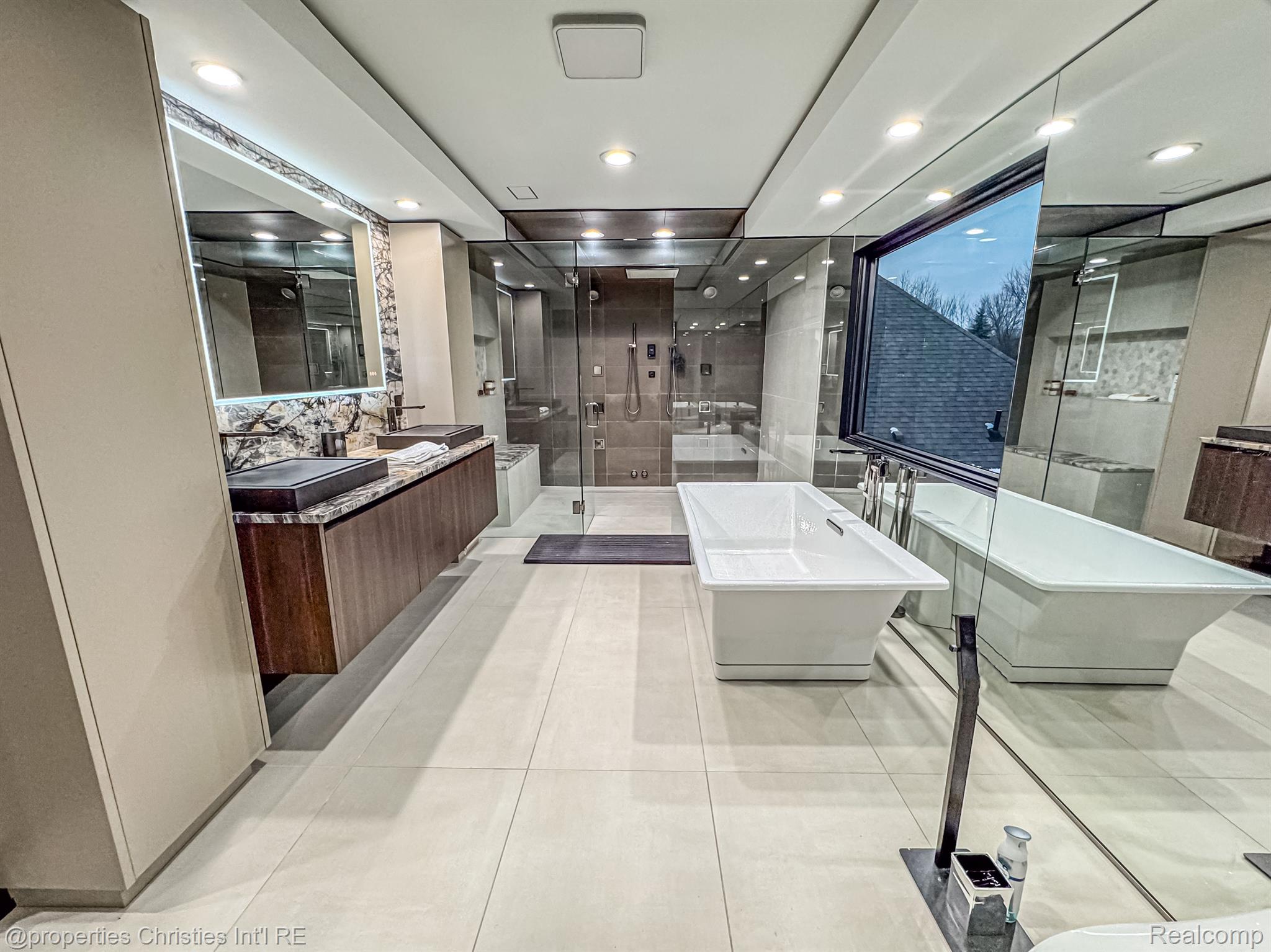 47490 BELLAGIO Drive