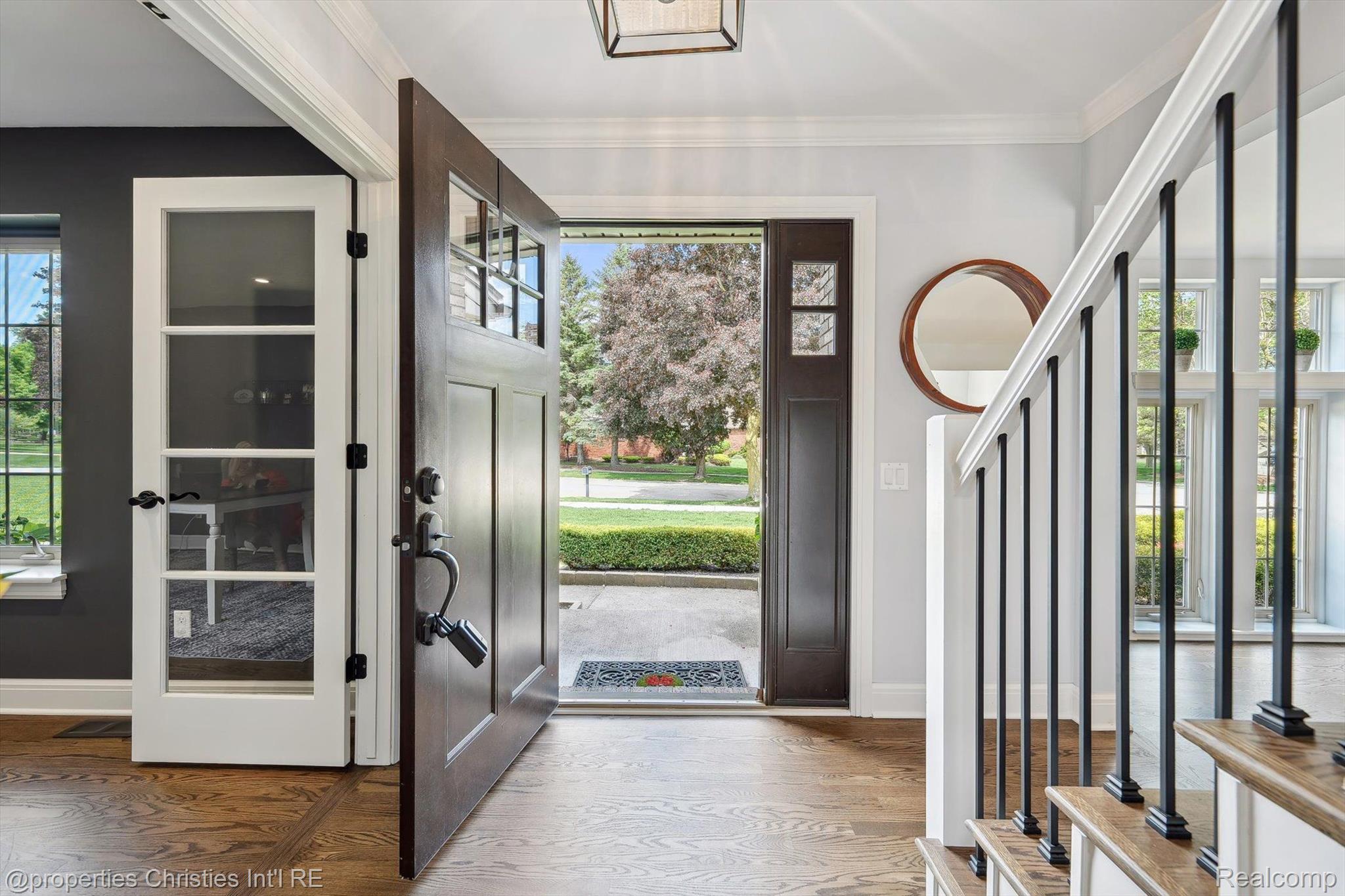 17305 LAUREL Drive