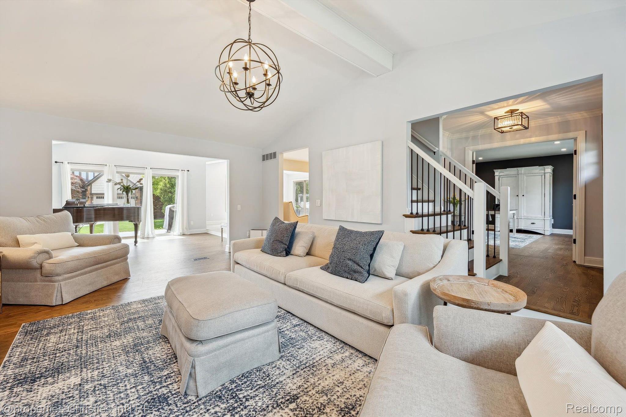 17305 LAUREL Drive