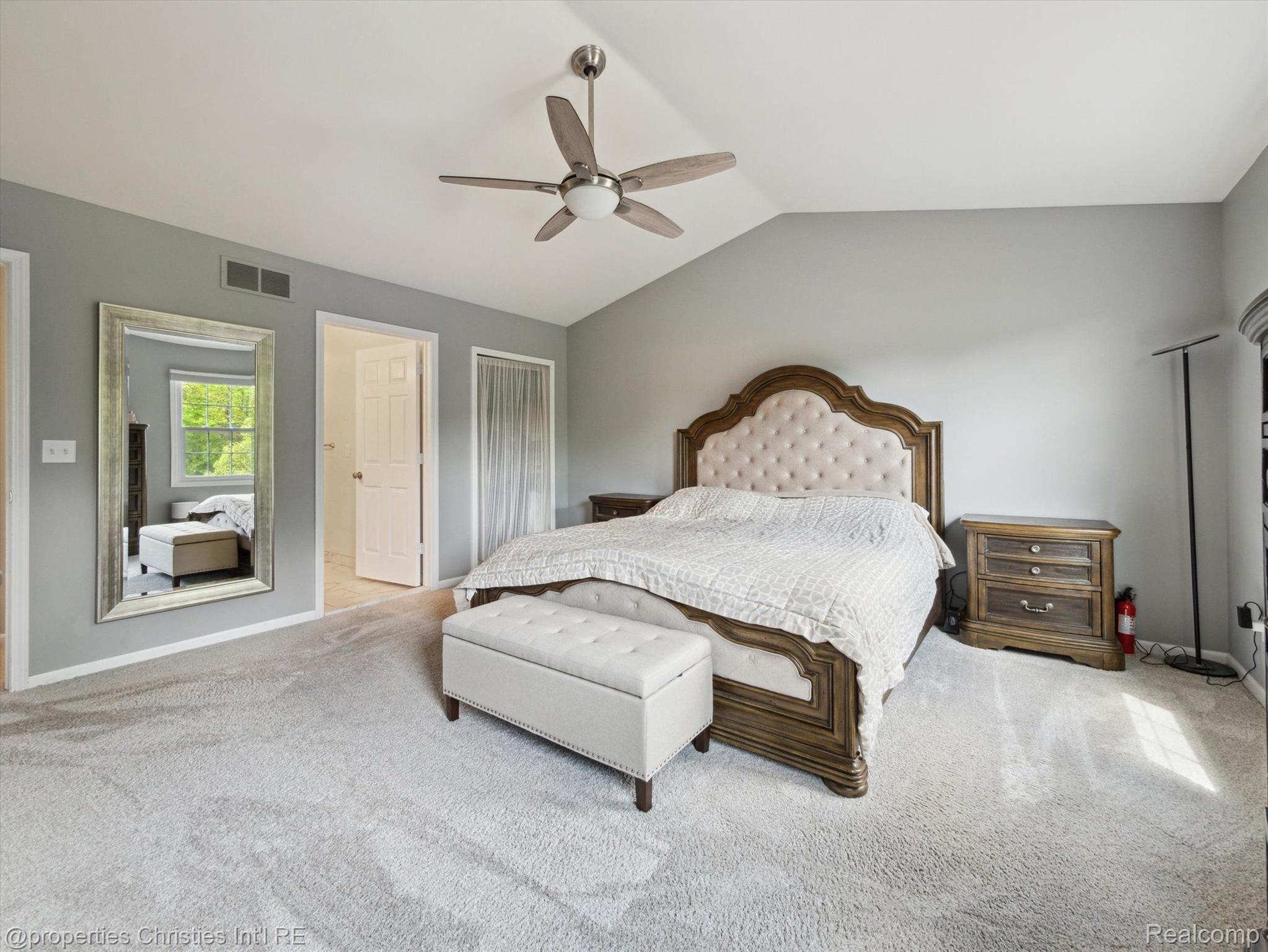 42962 SANDSTONE Drive