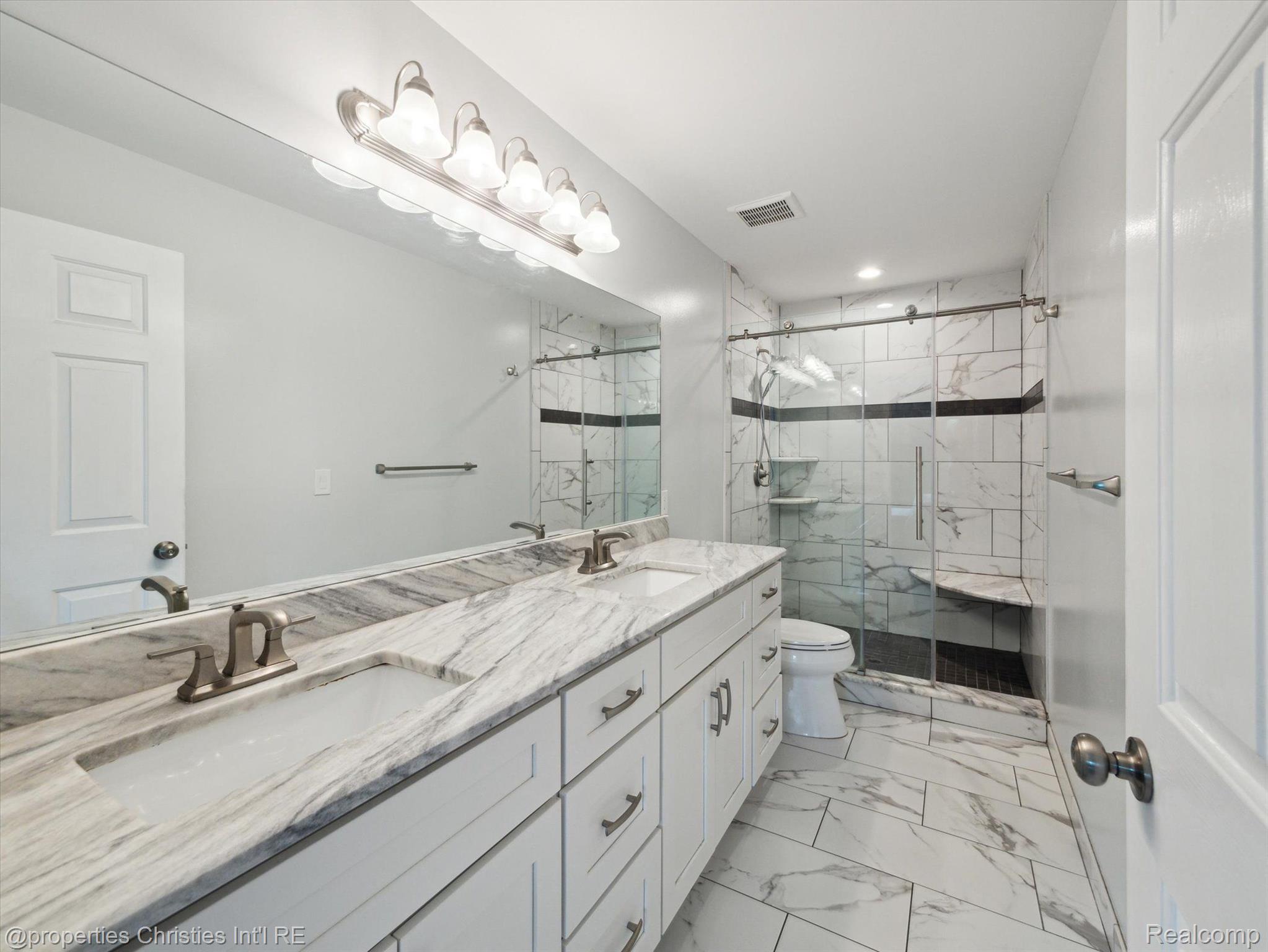 42962 SANDSTONE Drive