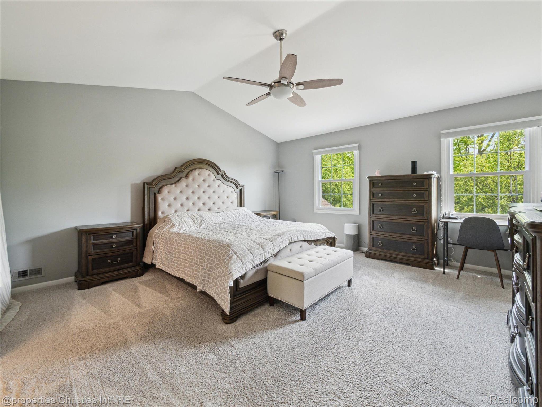 42962 SANDSTONE Drive