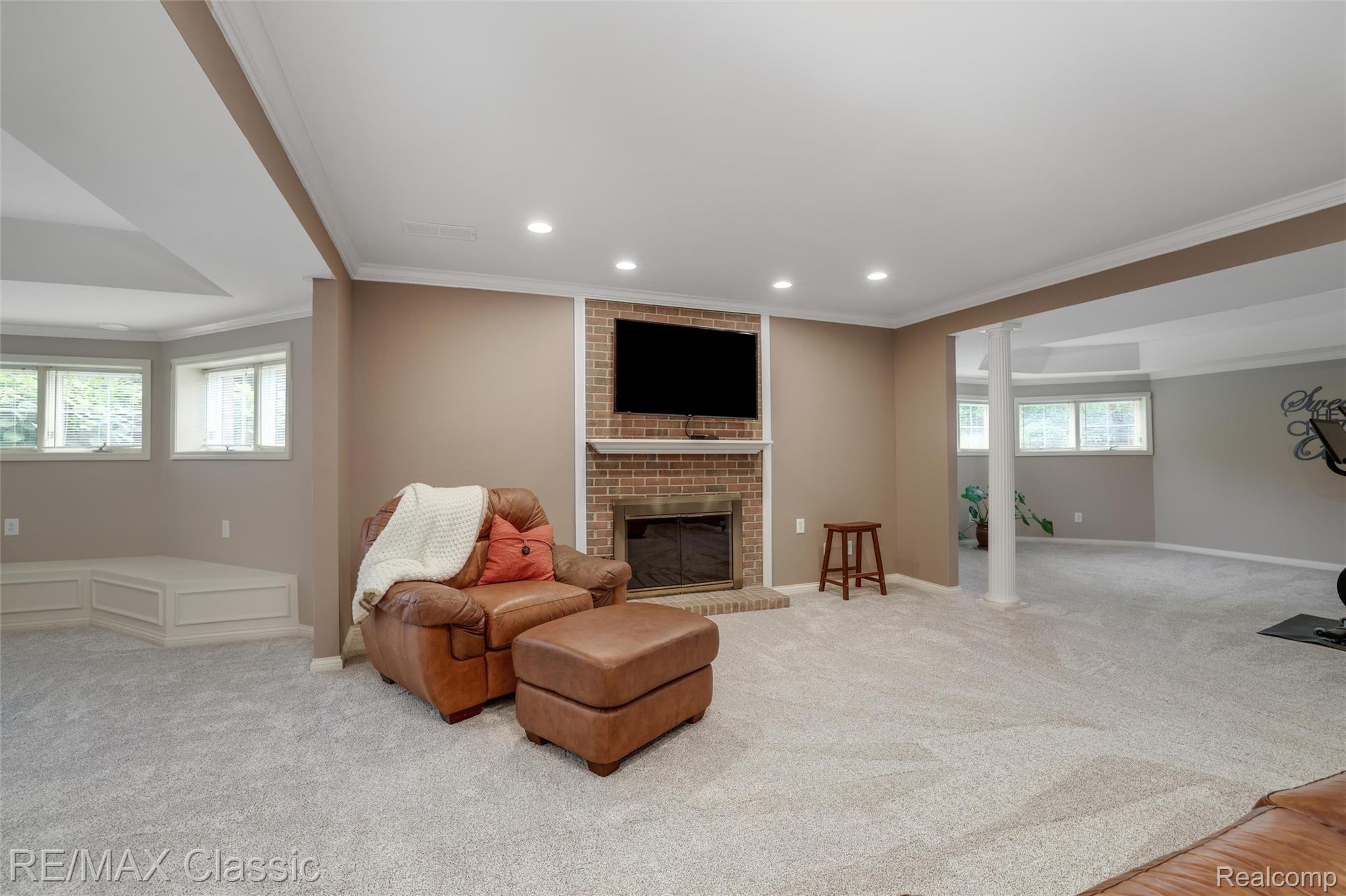 18438 Clairmont Circle E