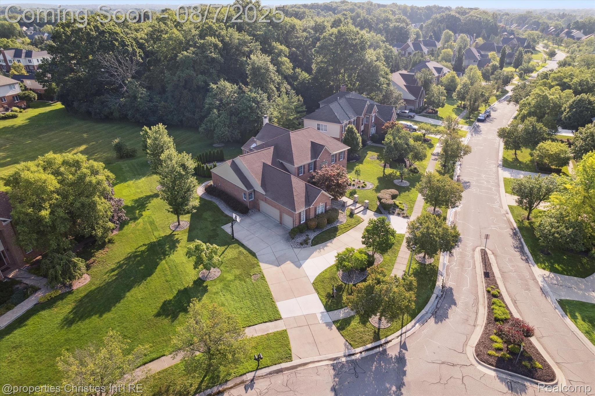 45780 Tournament Drive S