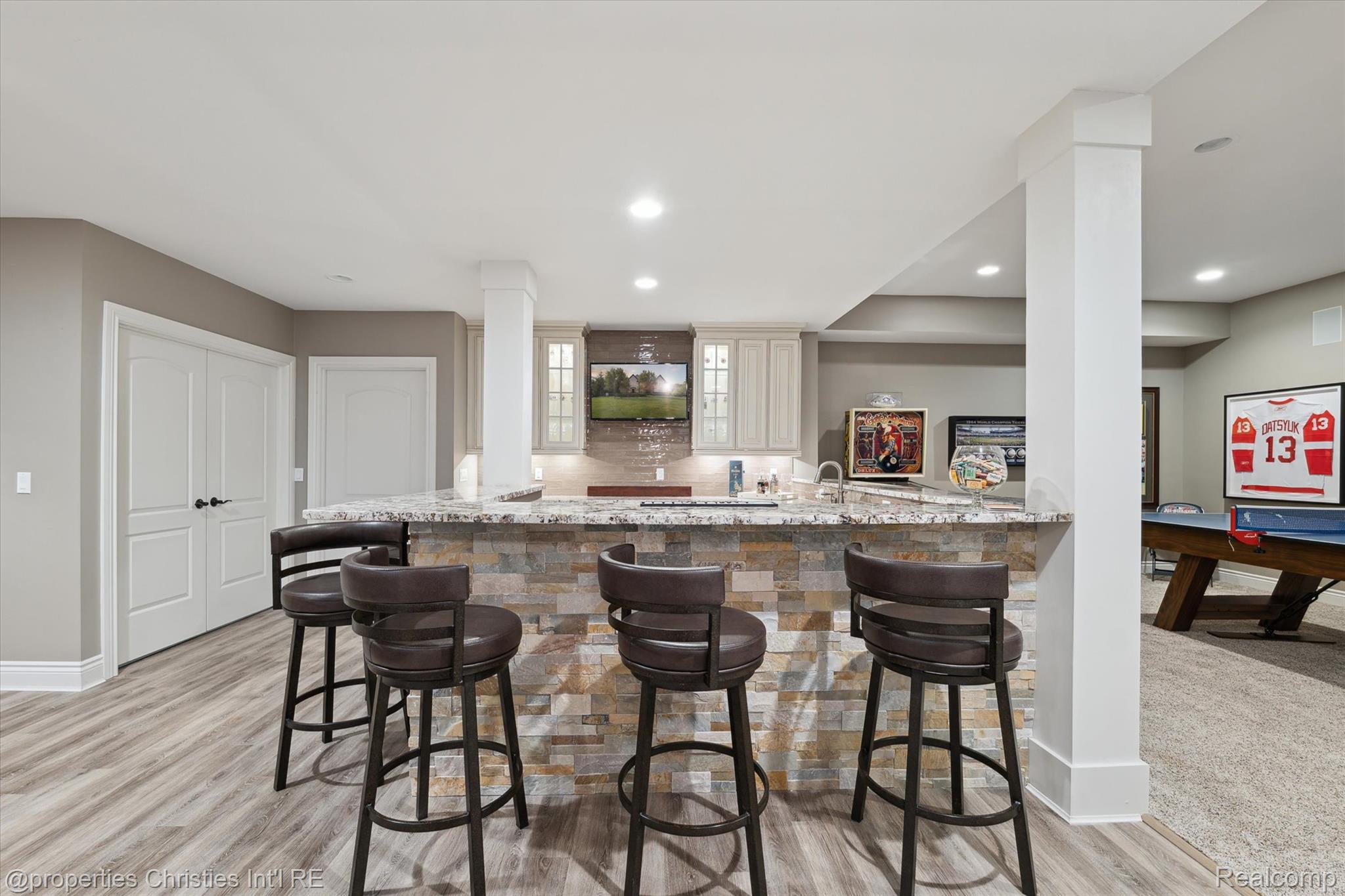 21091 Rosewood Court