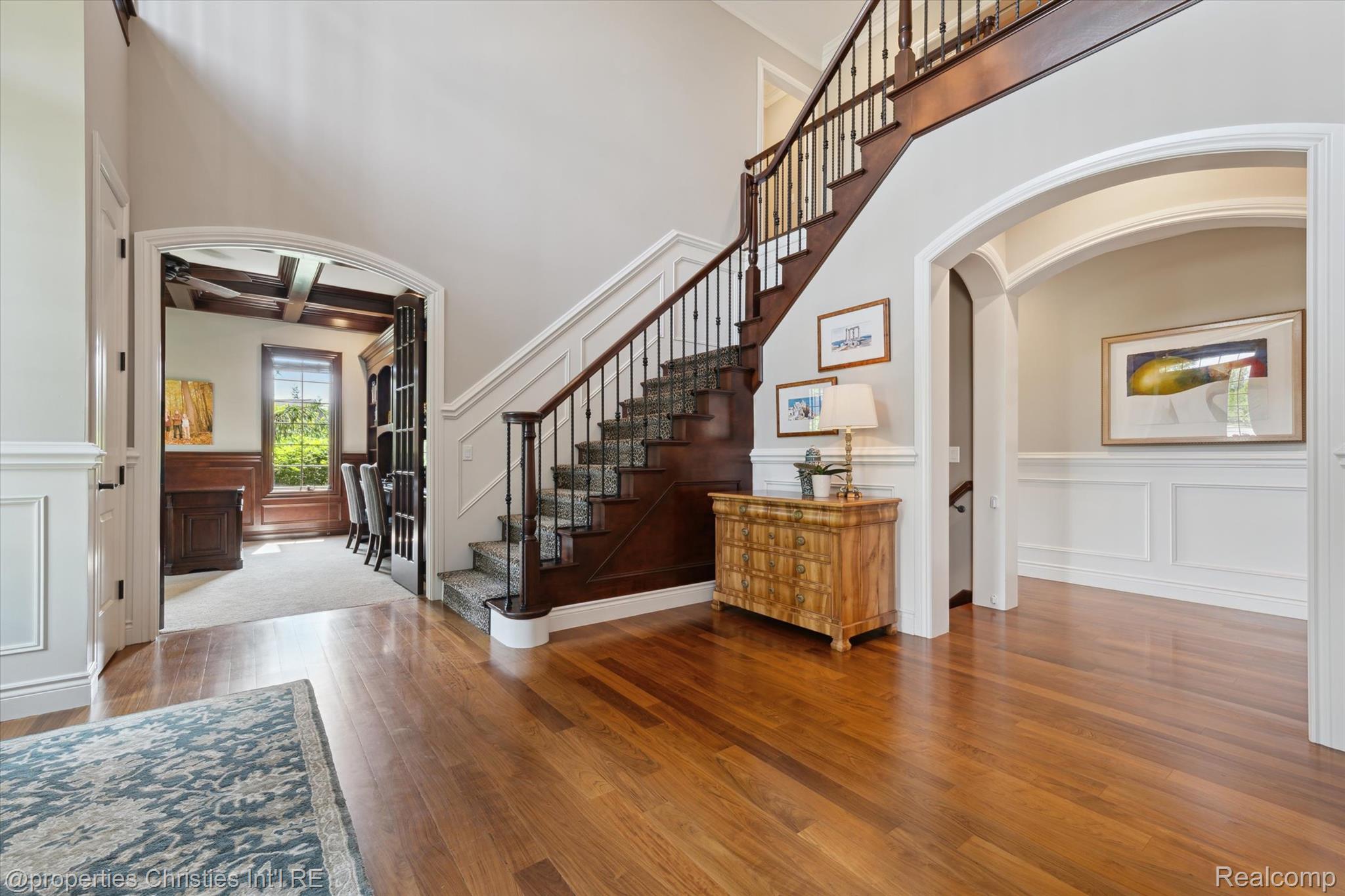 21091 Rosewood Court