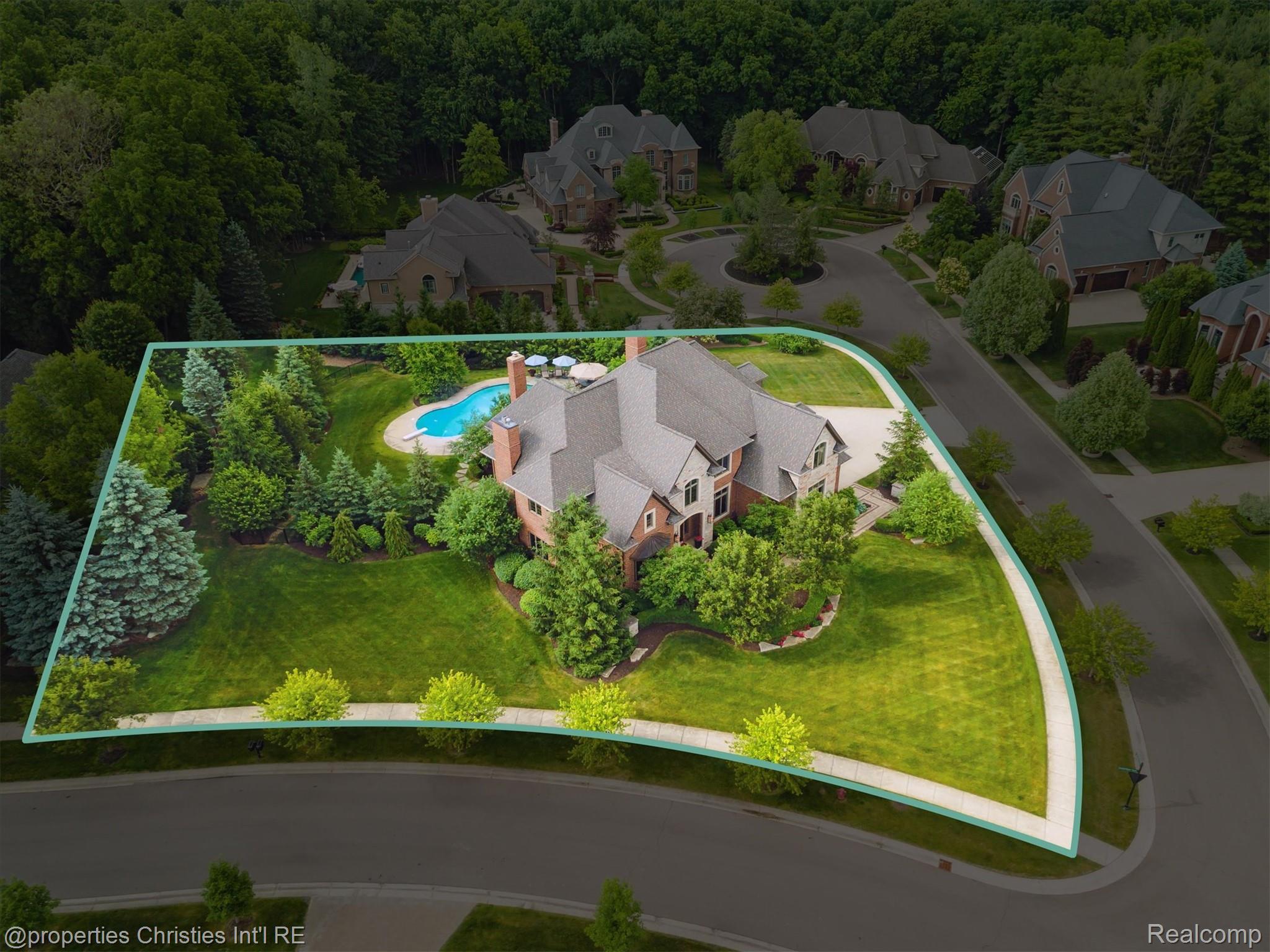 21091 Rosewood Court