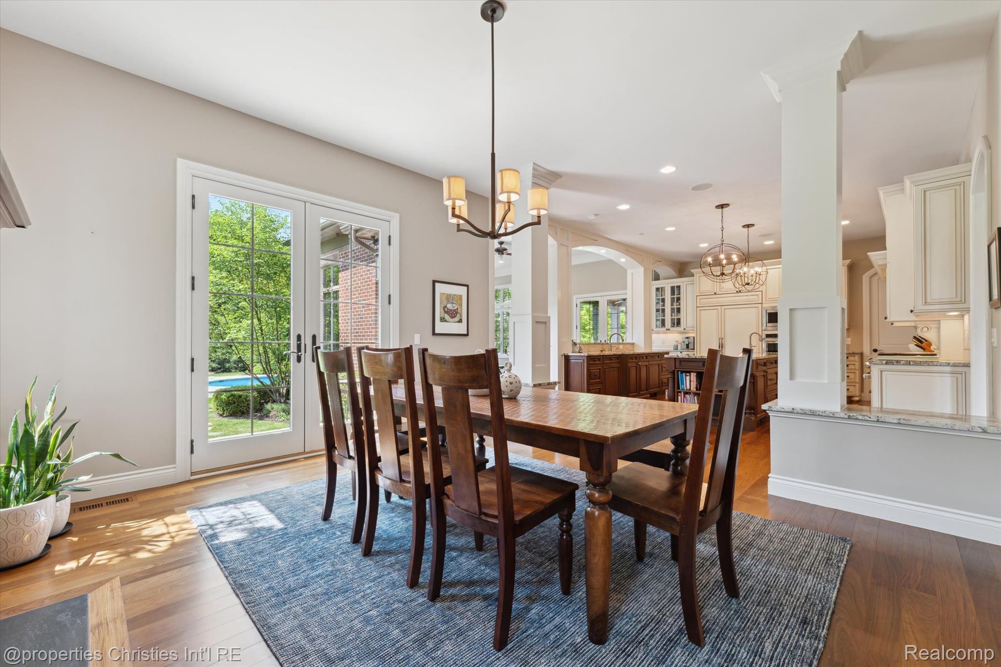 21091 Rosewood Court