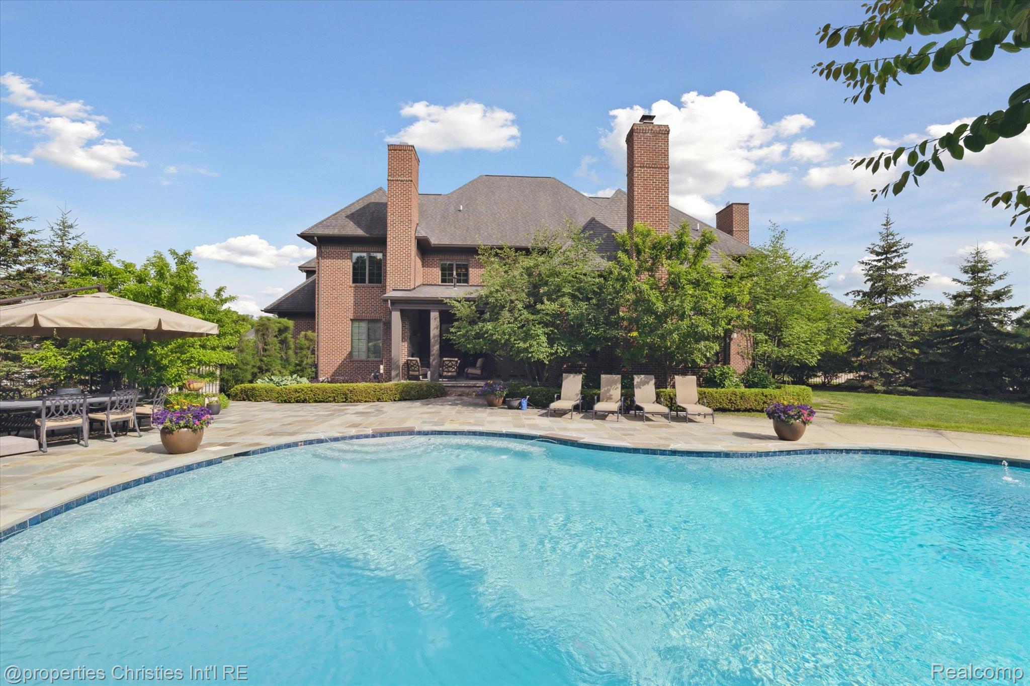 21091 Rosewood Court