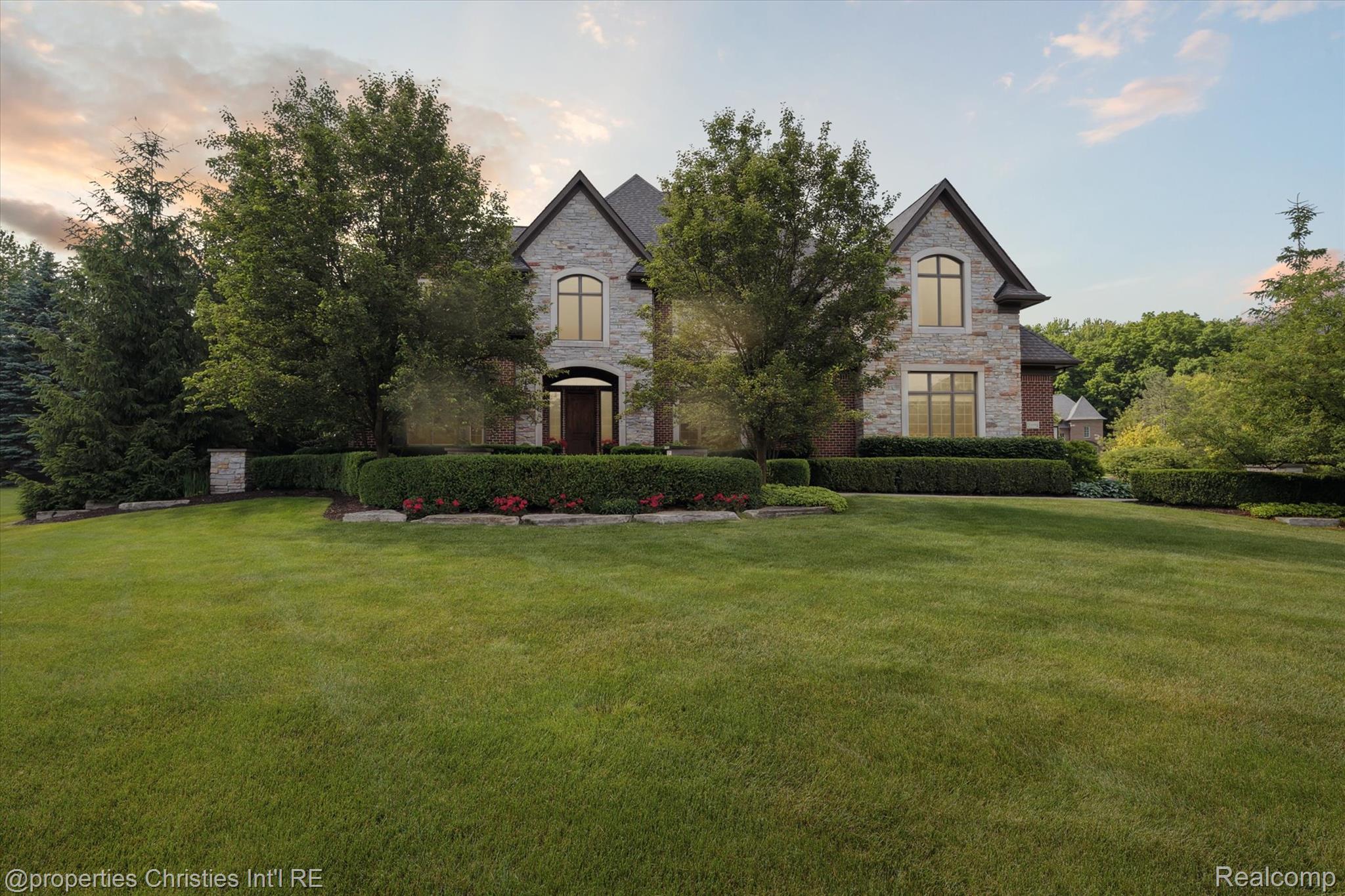 21091 Rosewood Court