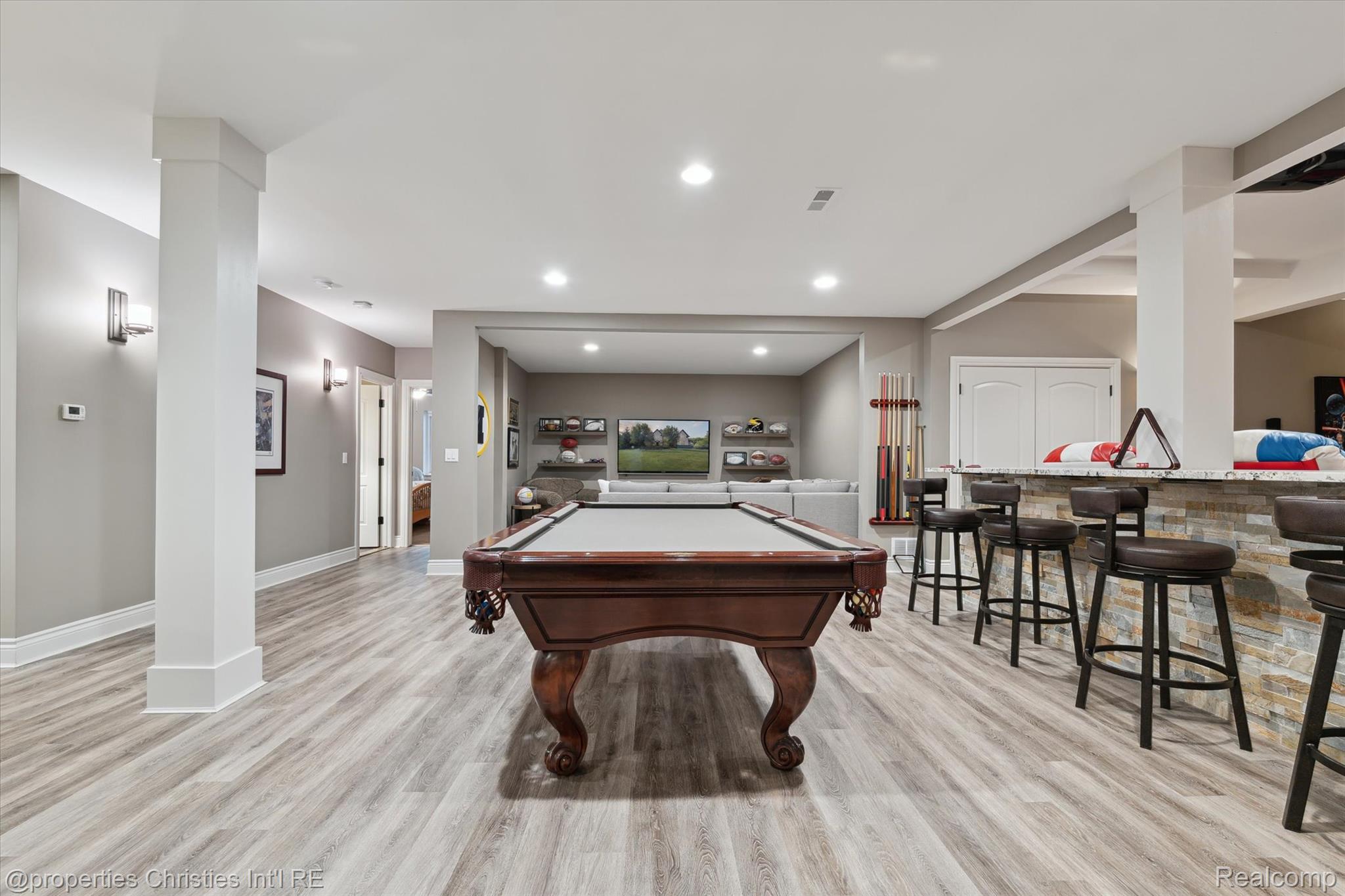 21091 Rosewood Court