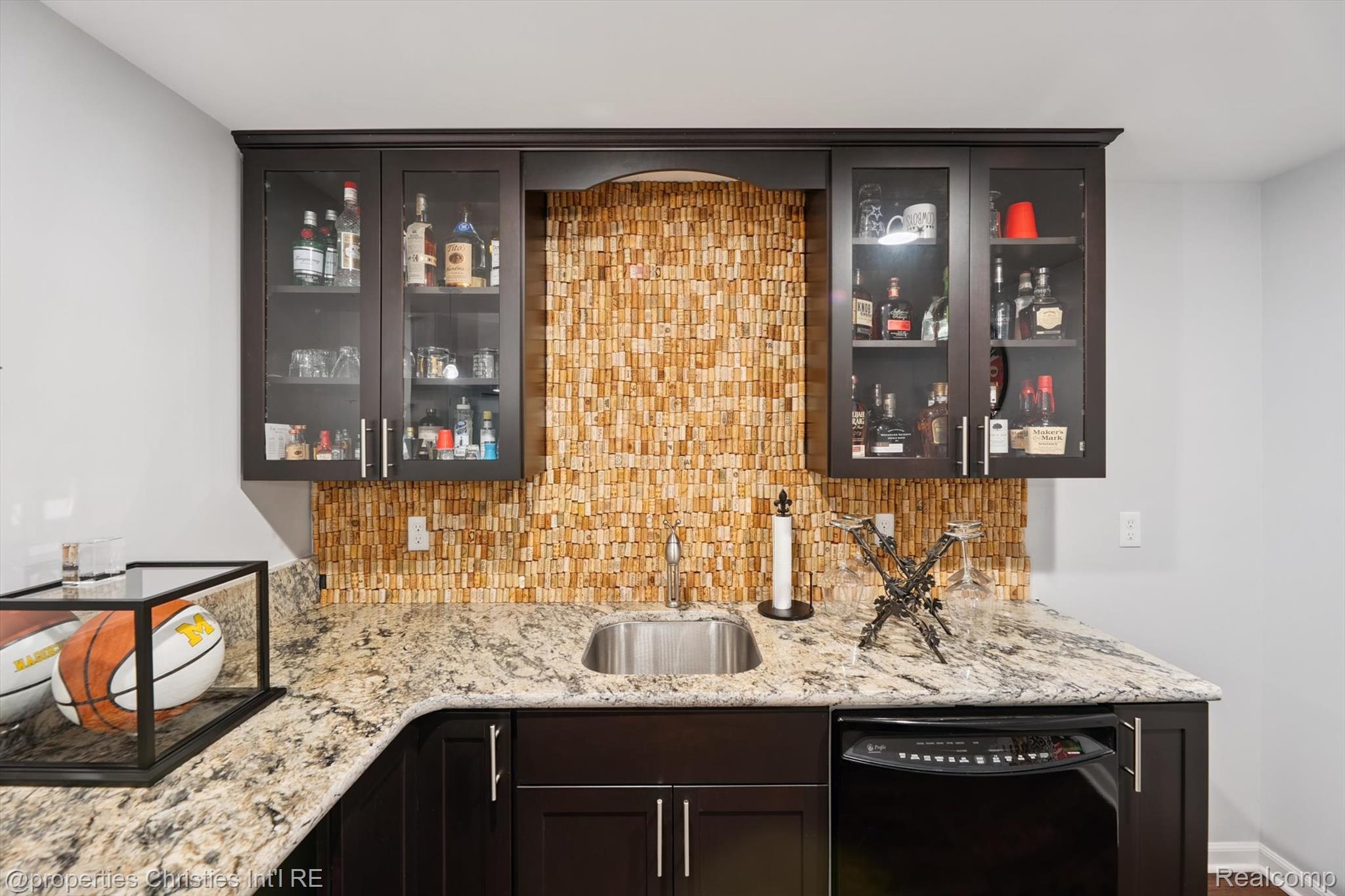 15908 CRYSTAL DOWNS E