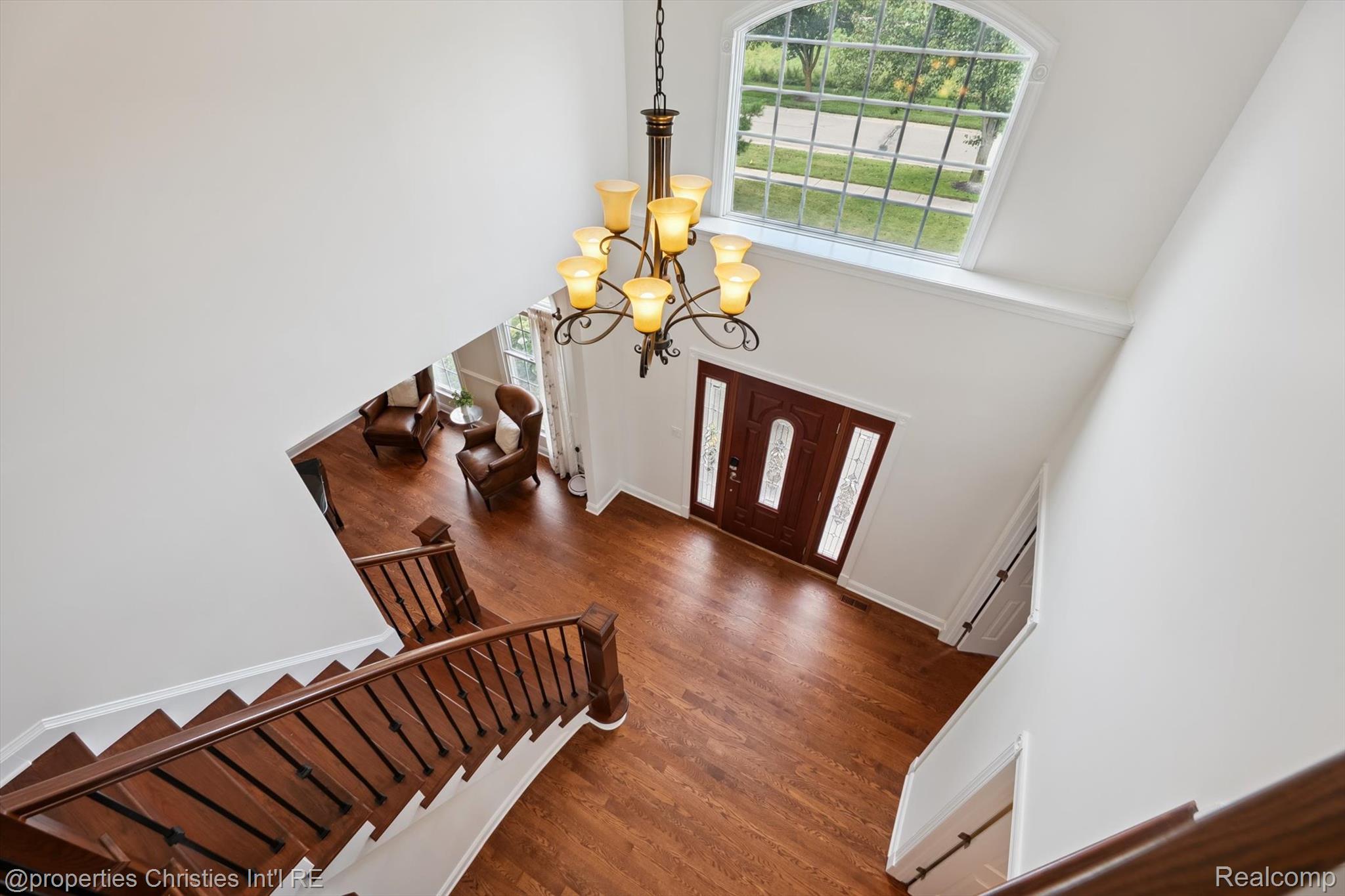 15908 CRYSTAL DOWNS E