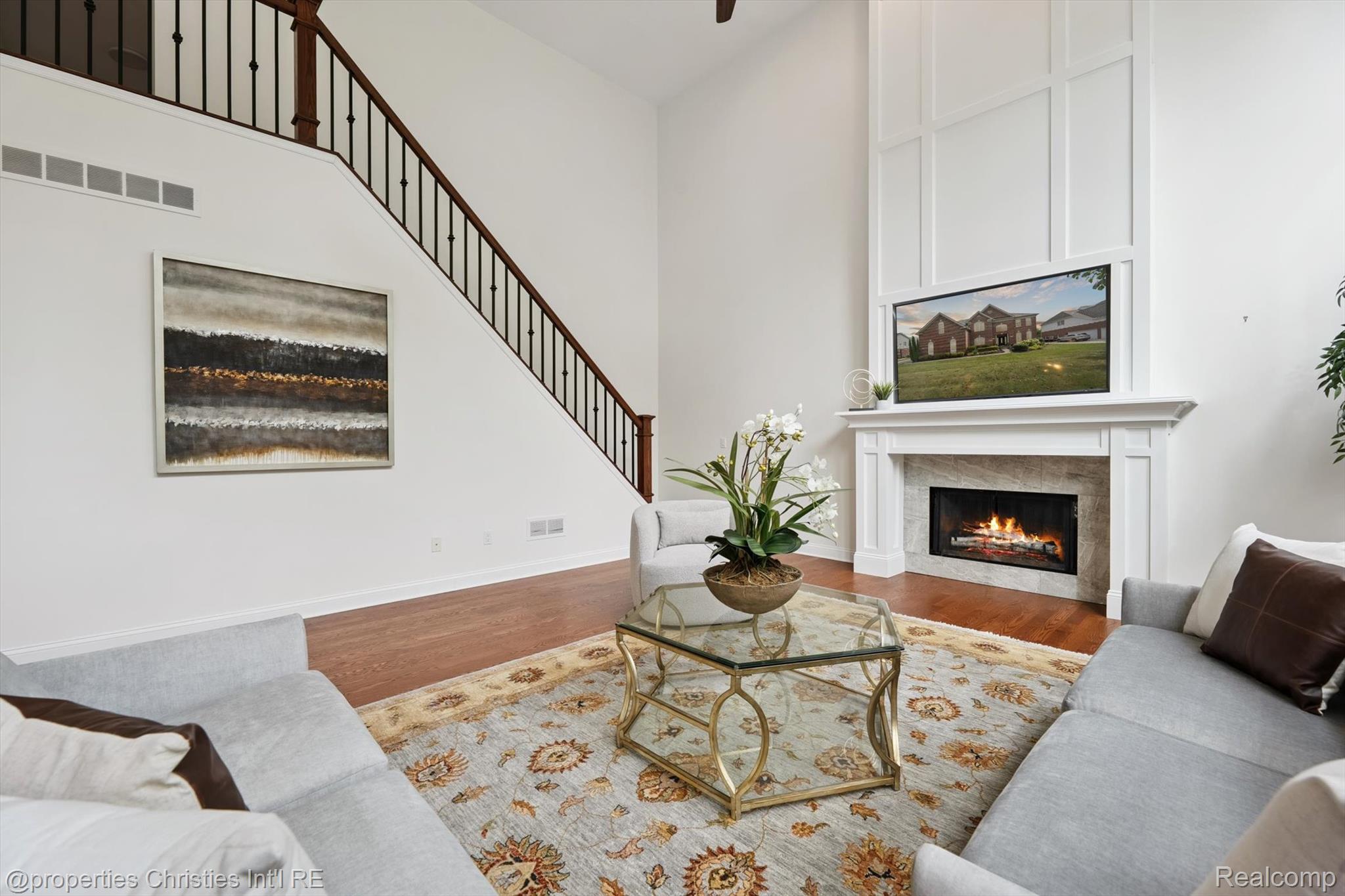 15908 CRYSTAL DOWNS E