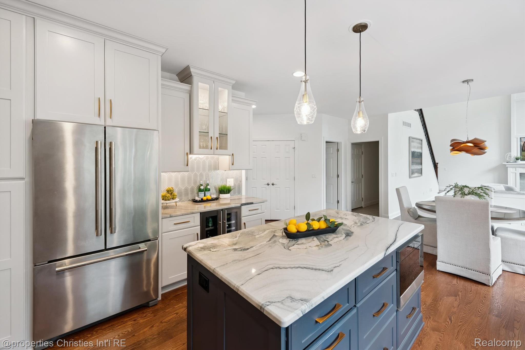 15908 CRYSTAL DOWNS E