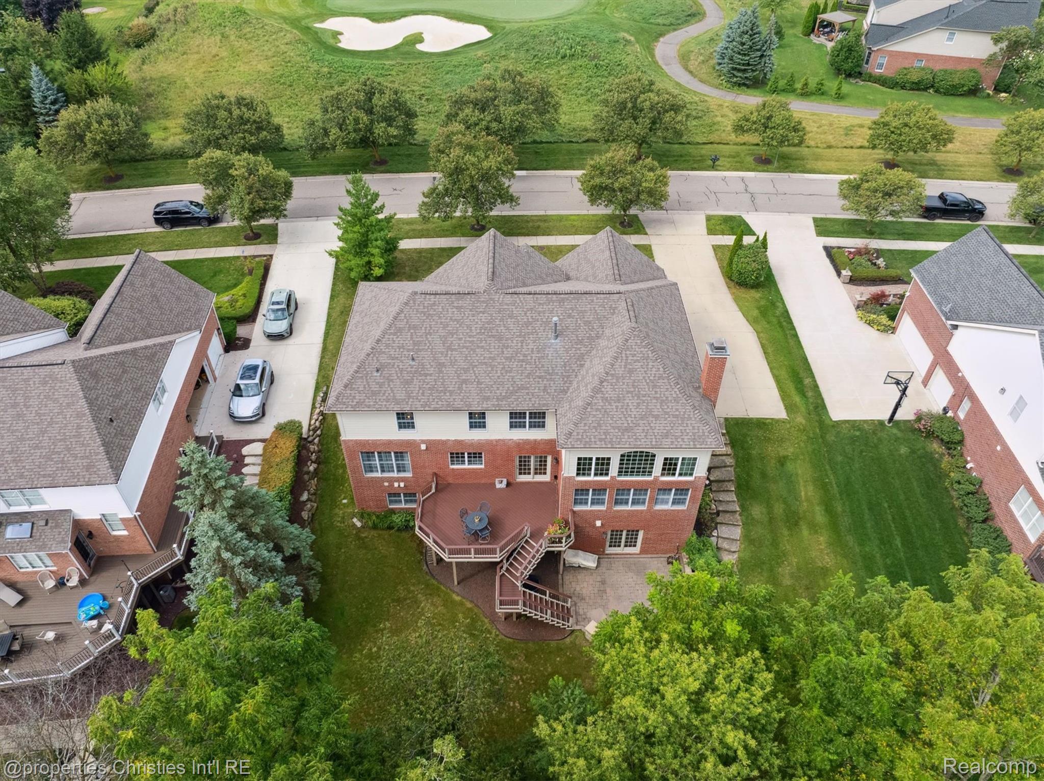 15908 CRYSTAL DOWNS E