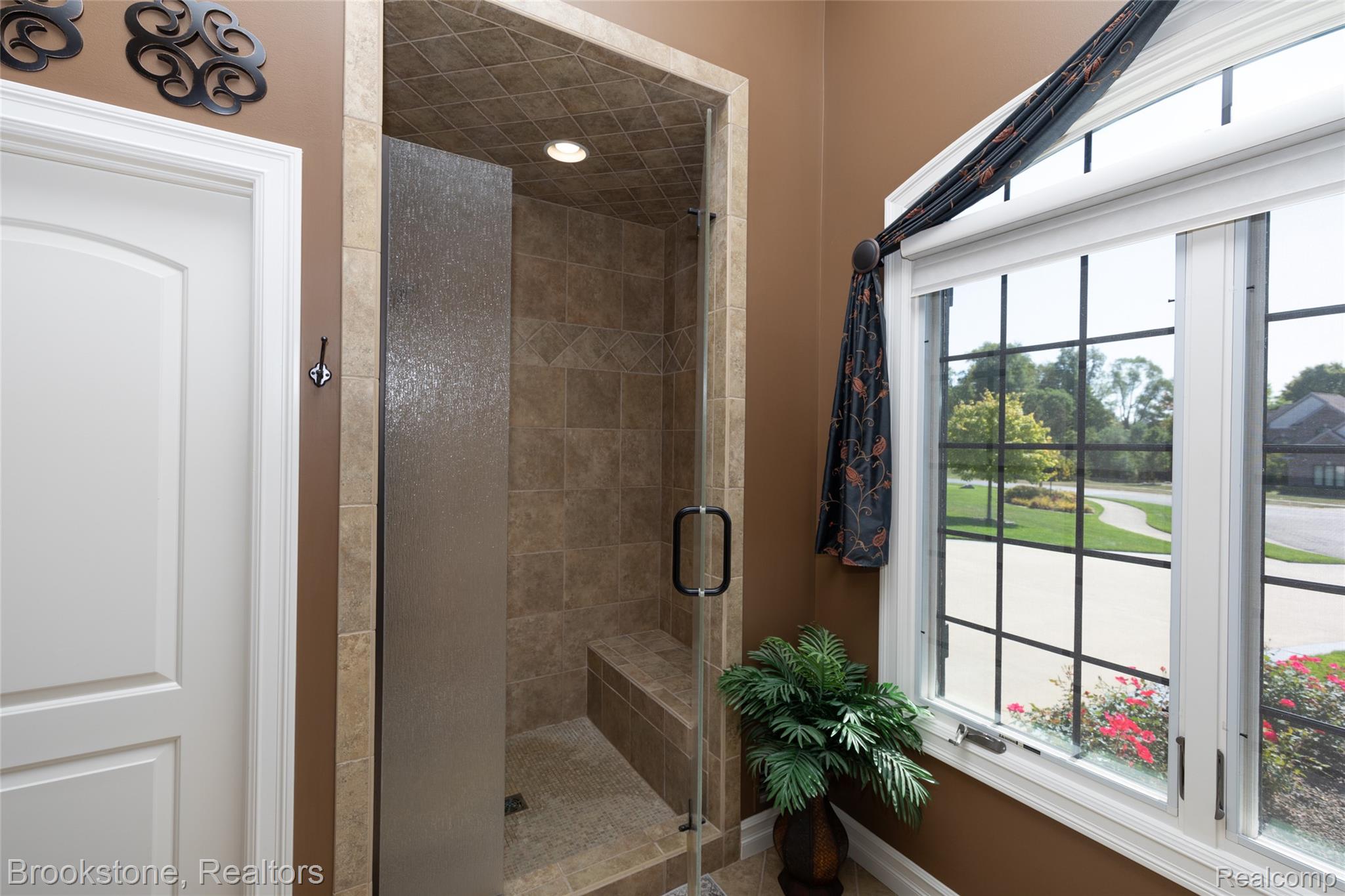 4628 COASTAL PKWY