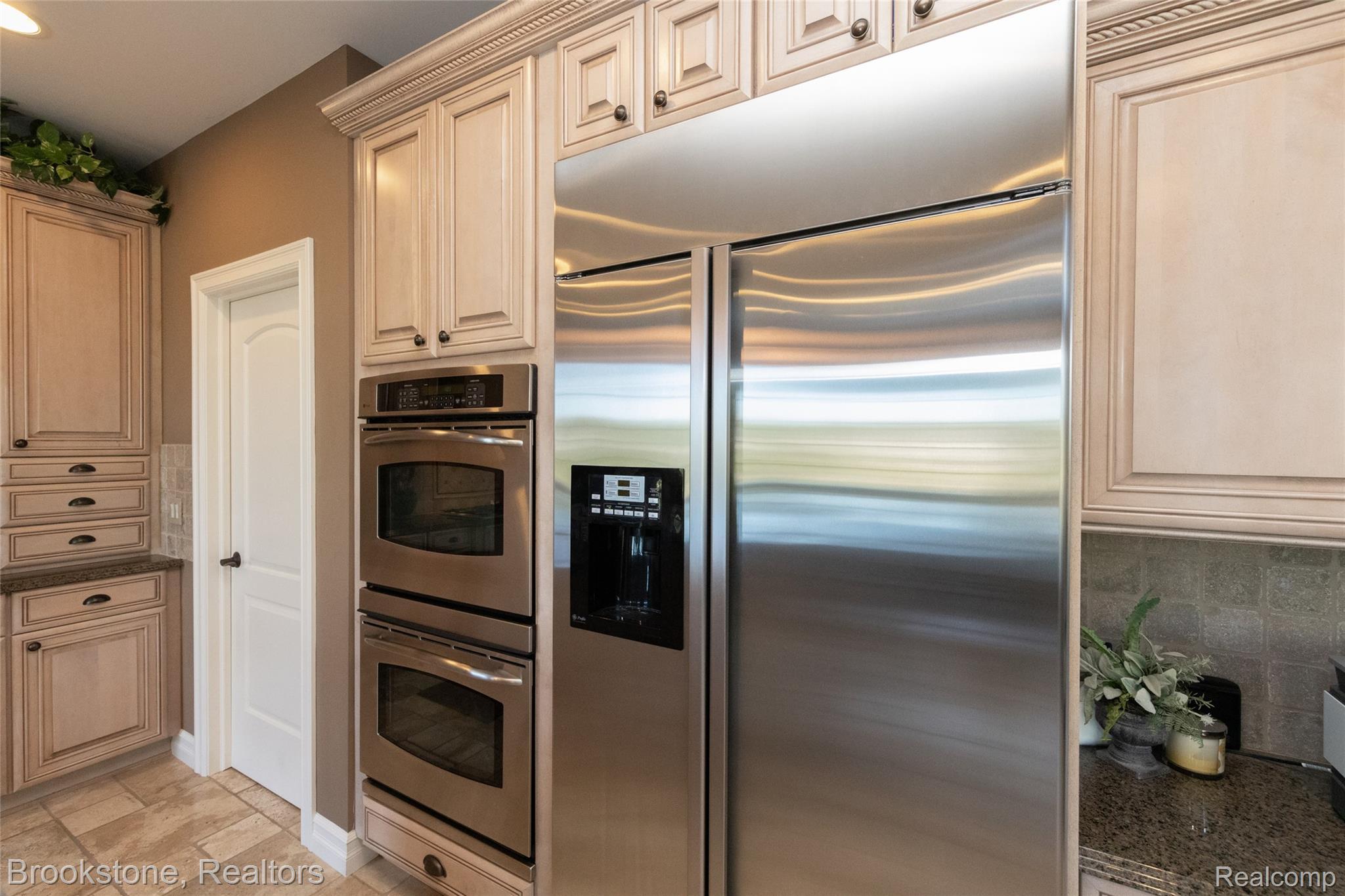 4628 COASTAL PKWY