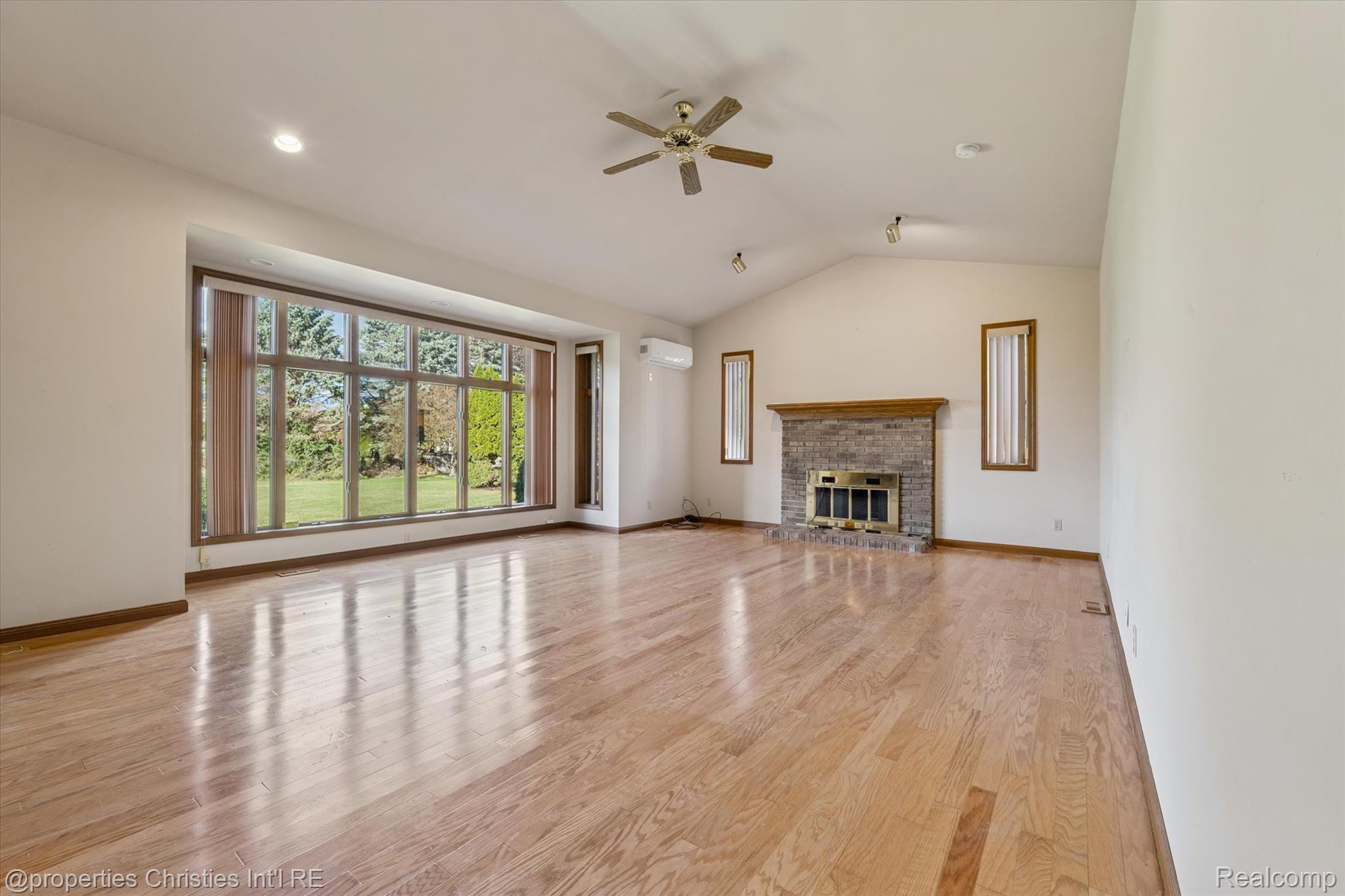 48818 Pebble Lane