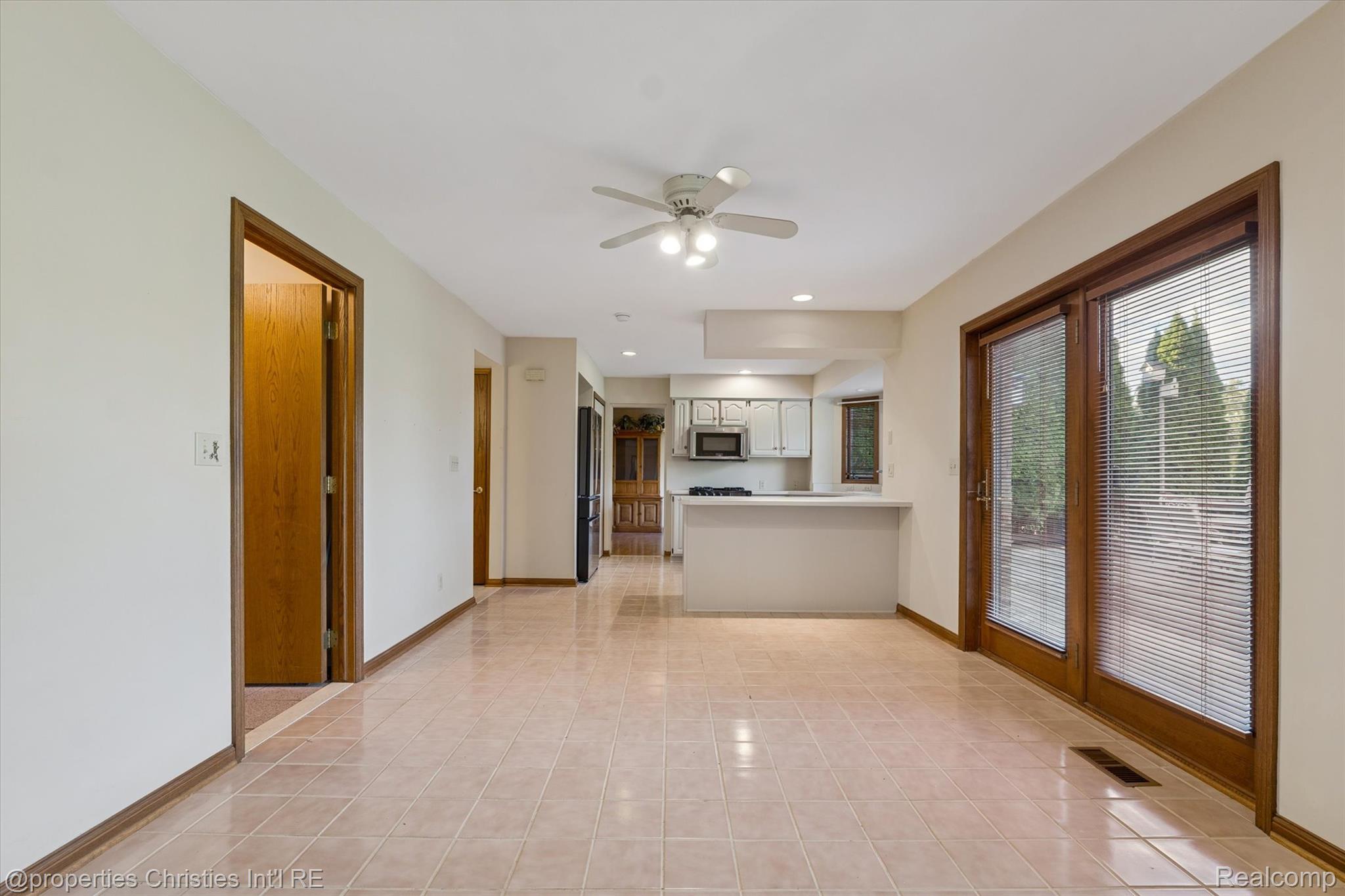 48818 Pebble Lane